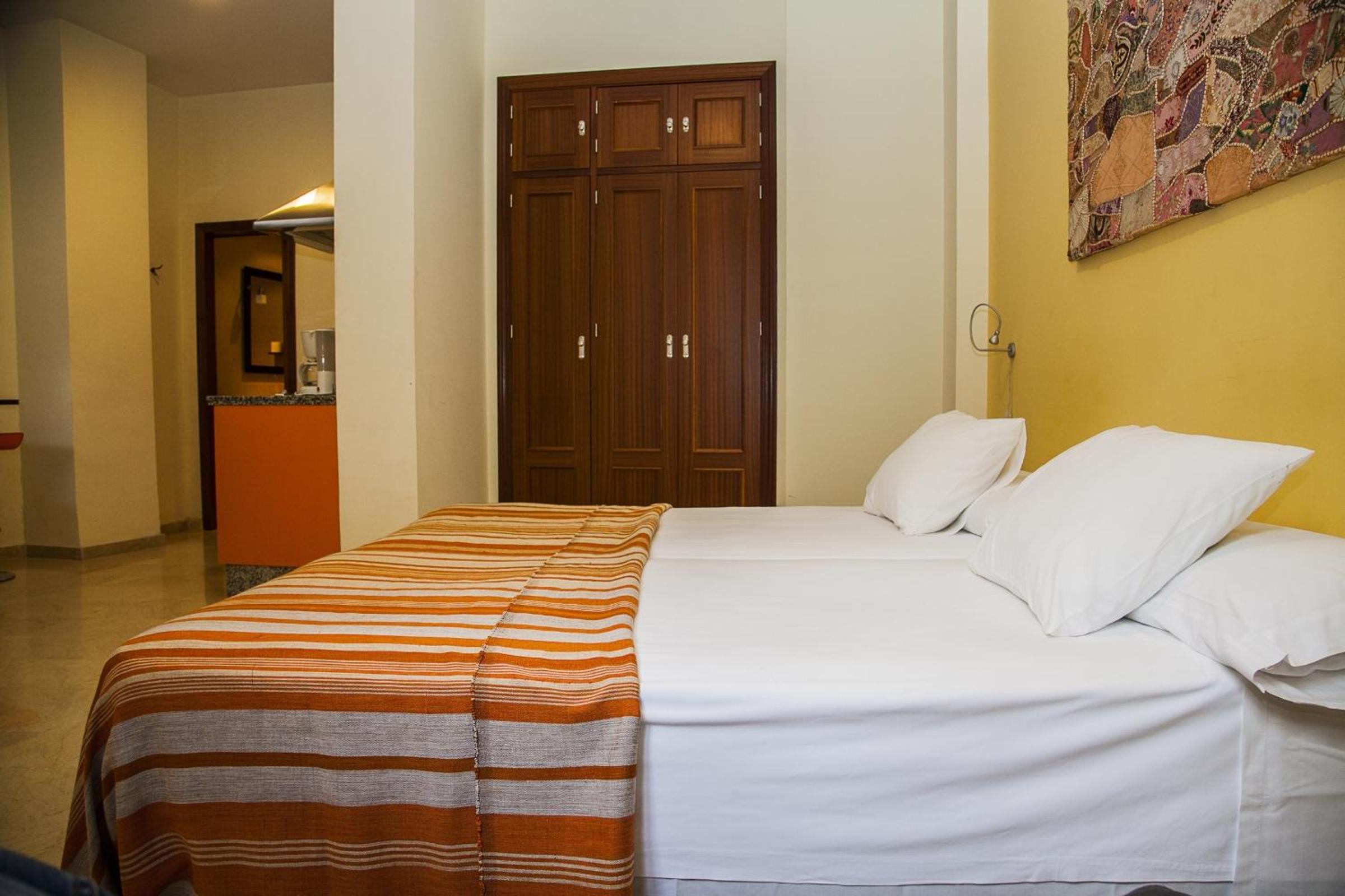 Habitación #26028108