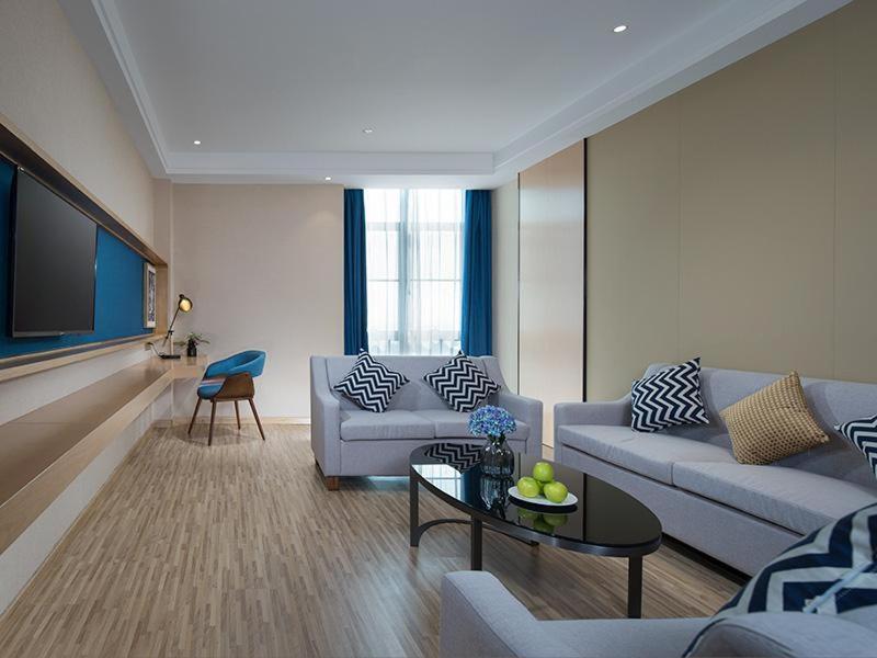 KY Suite photo 2