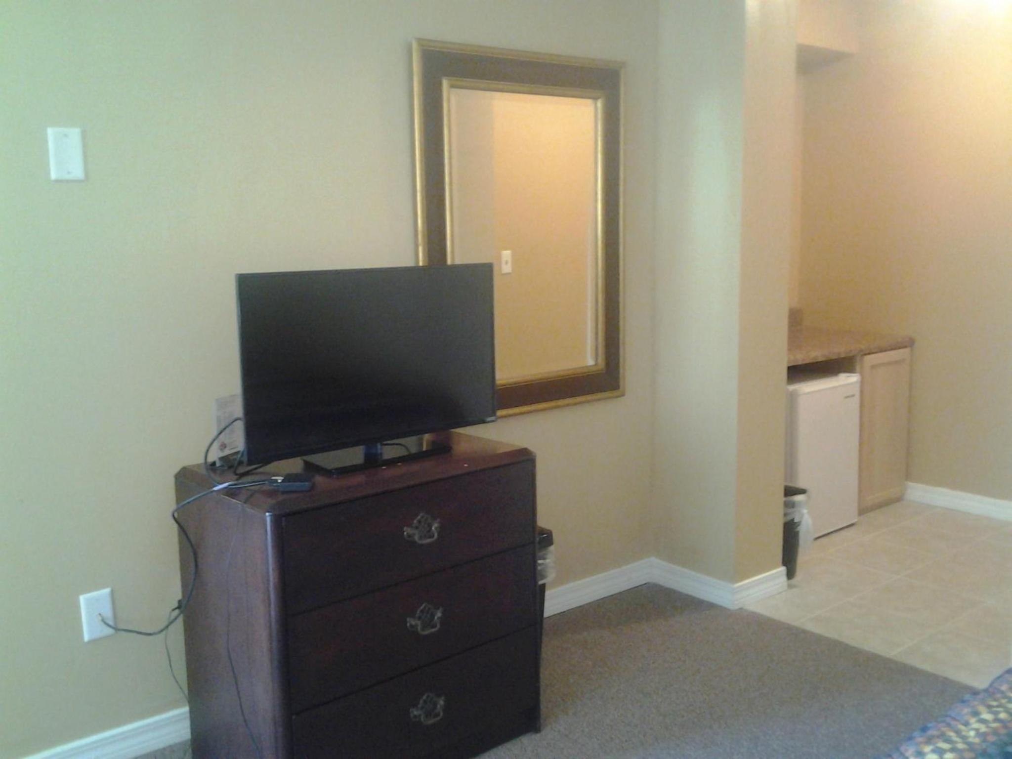 Deluxe King Room - Photo 1