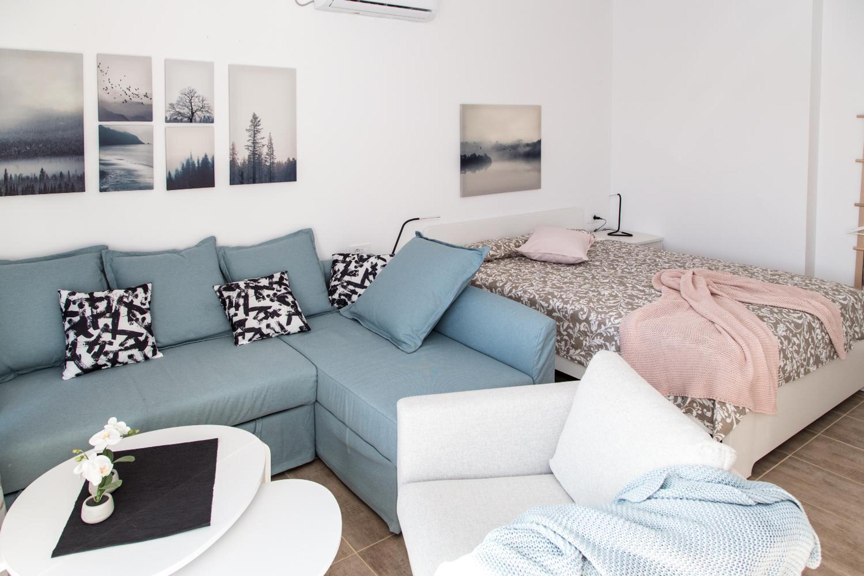 Two-Bedroom Apartment - Photo 11