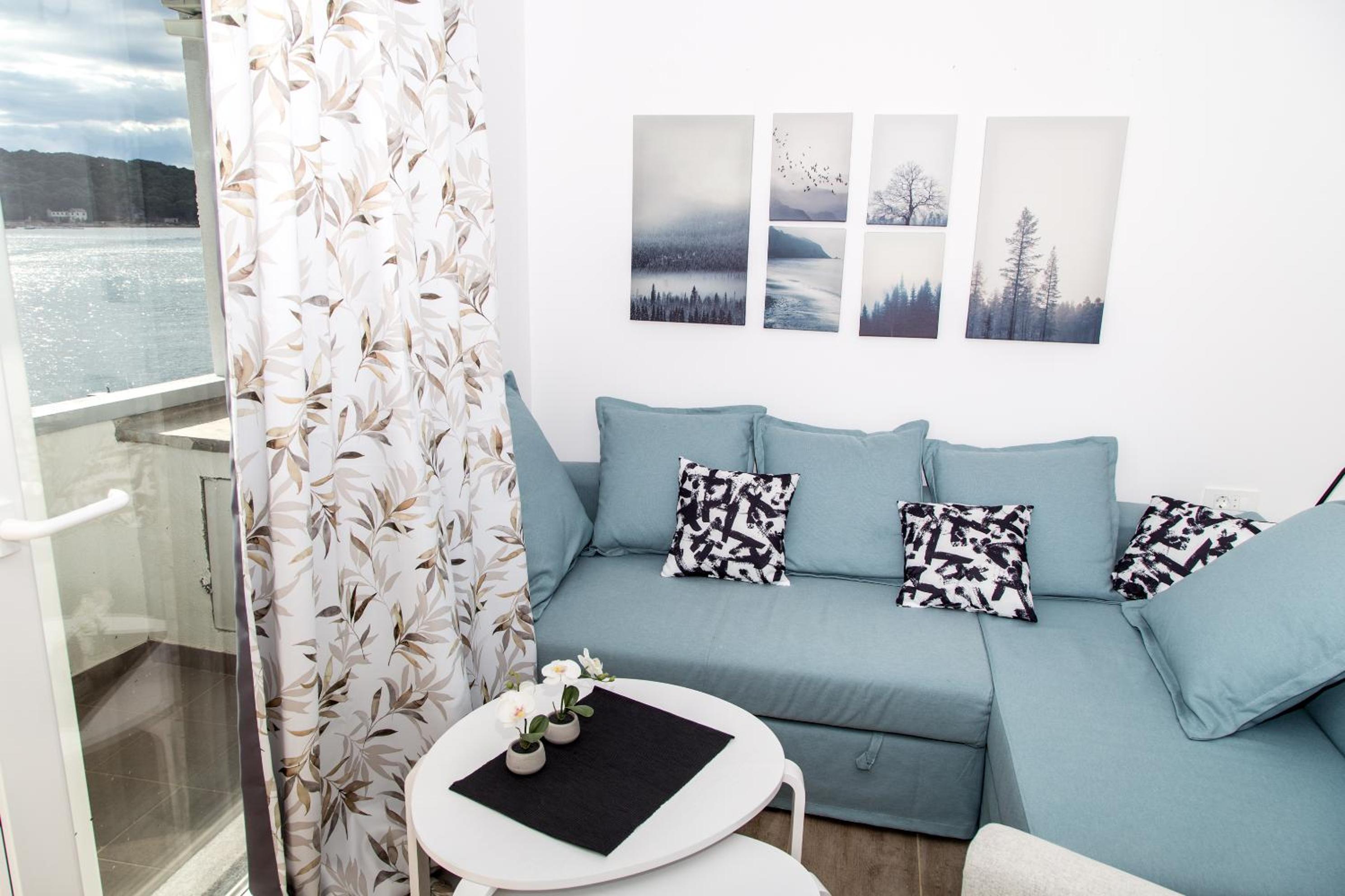 Two-Bedroom Apartment - Photo 10