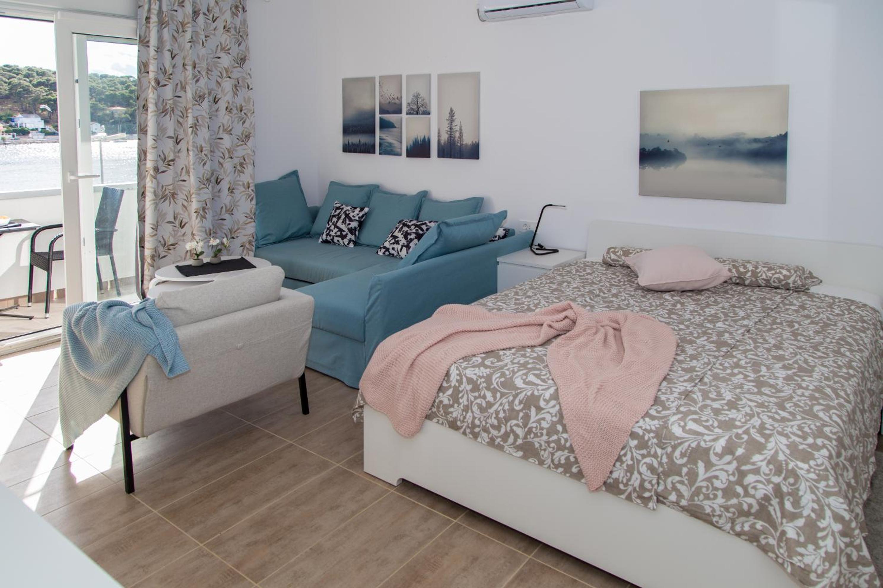 Two-Bedroom Apartment - Photo 8