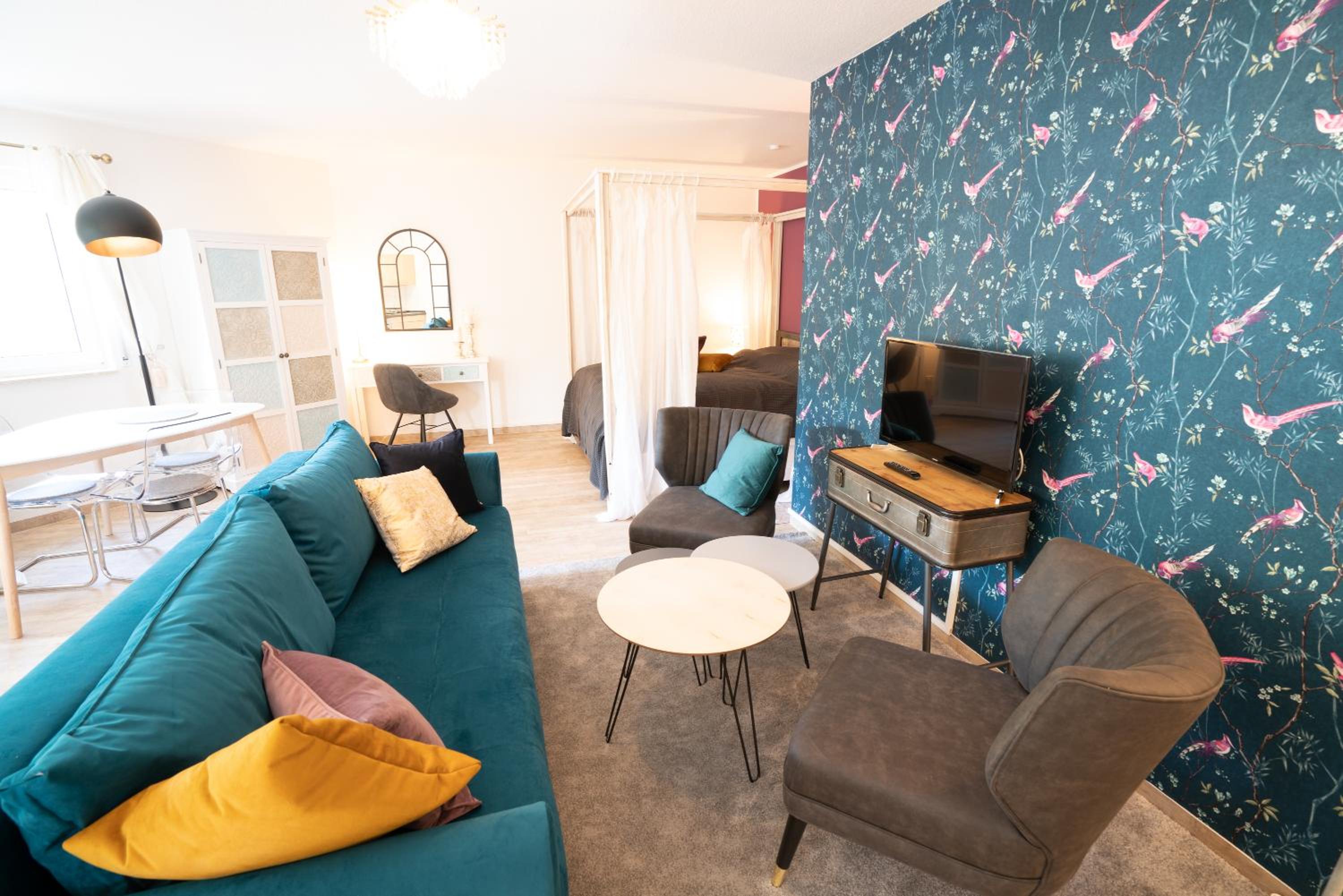 One-Bedroom Apartment - Photo 9