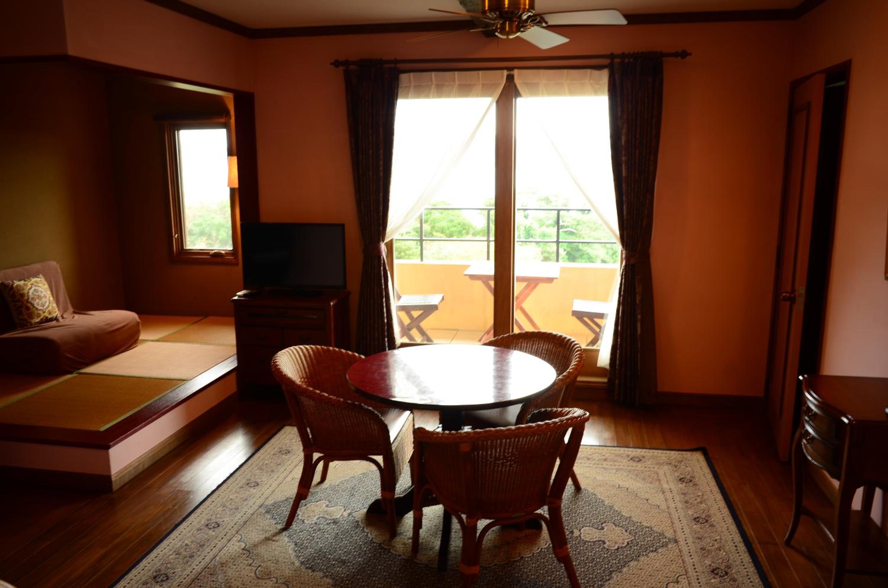 Superior Twin Room with Sea View photo 2