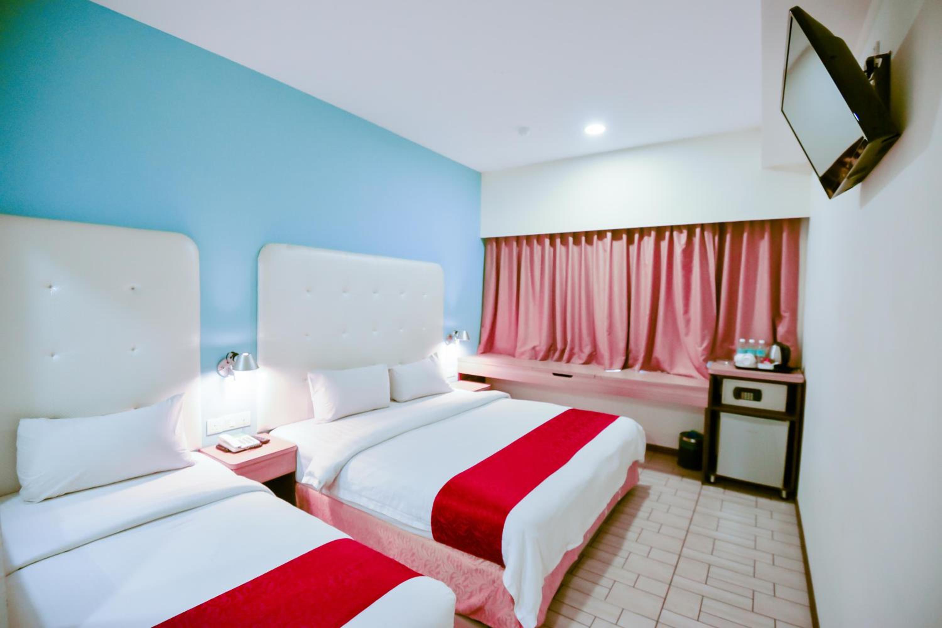 Deluxe Family Room