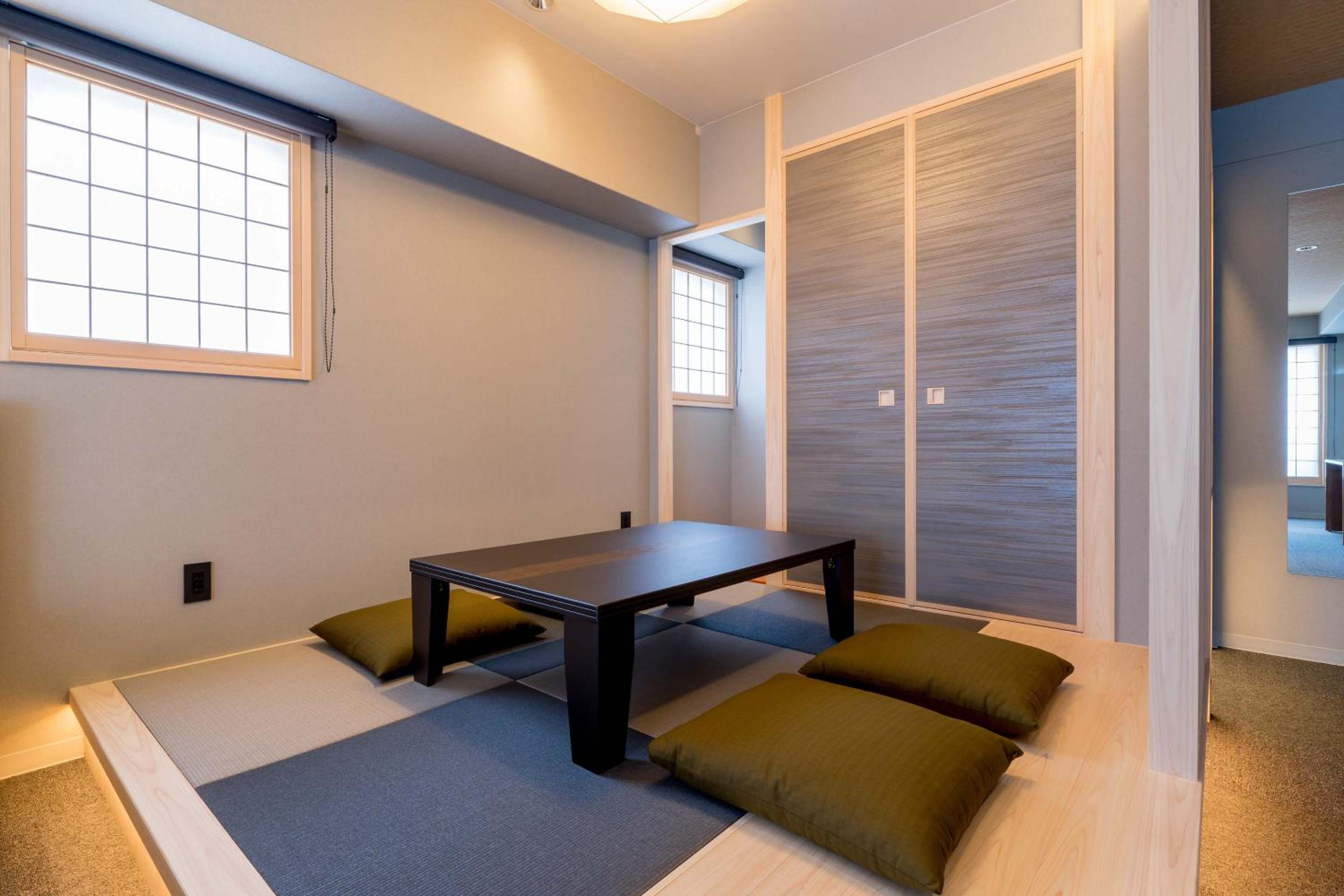 Family Room - Photo 14