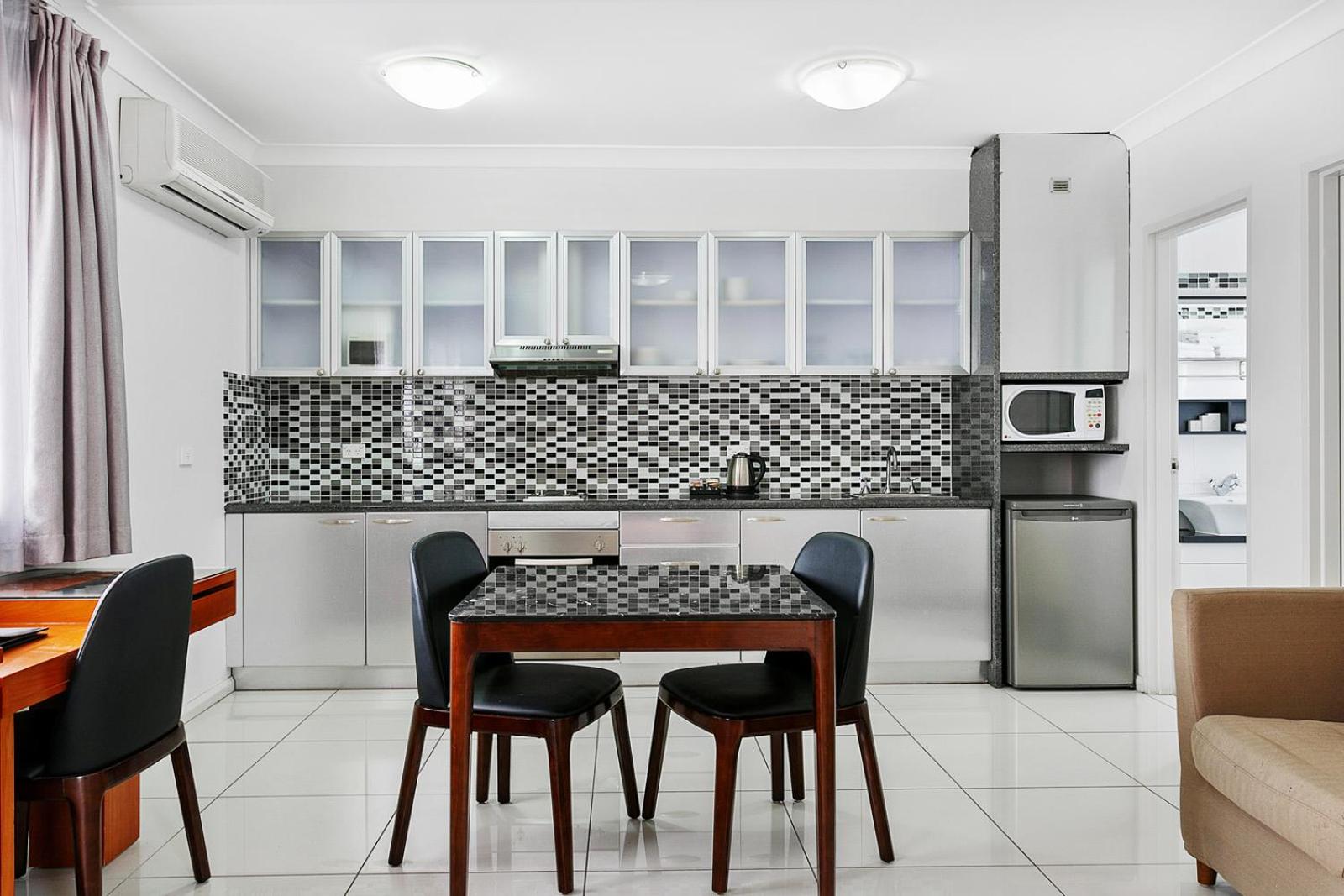 Comfort Inn & Suites Burwood — photo 72