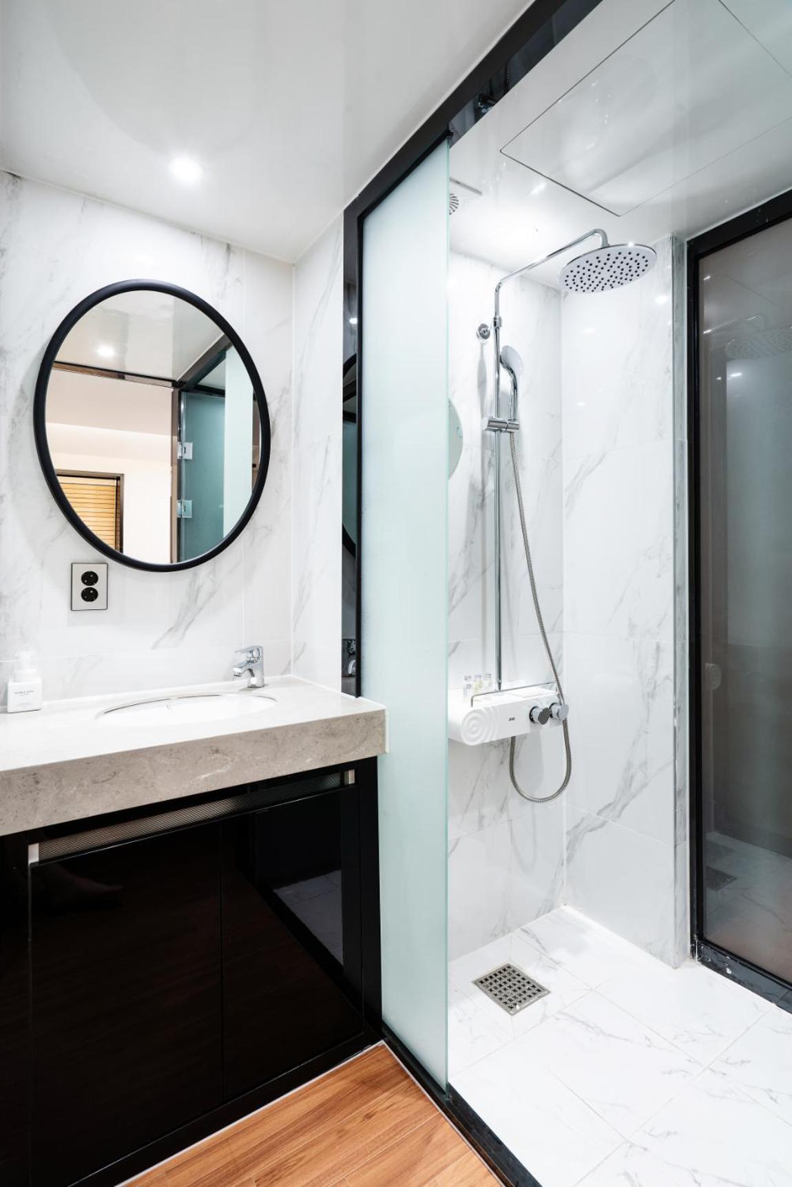 Family Suite - Photo 15