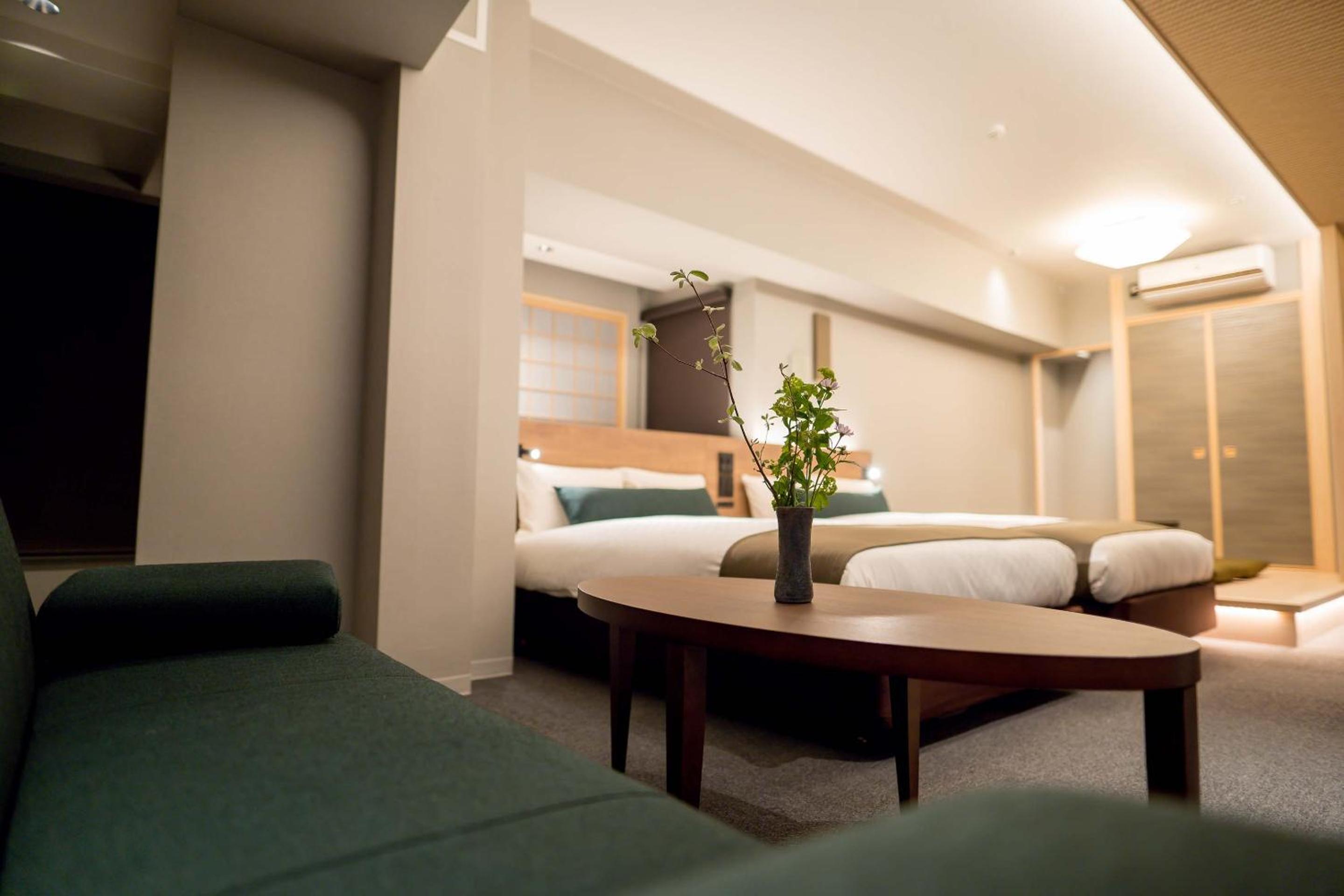 Deluxe Japanese Room - Photo 10