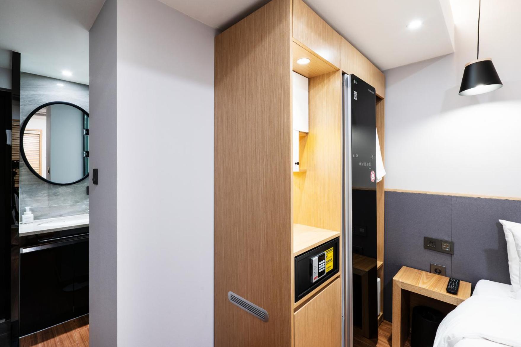 Standard Double Room - Photo 4
