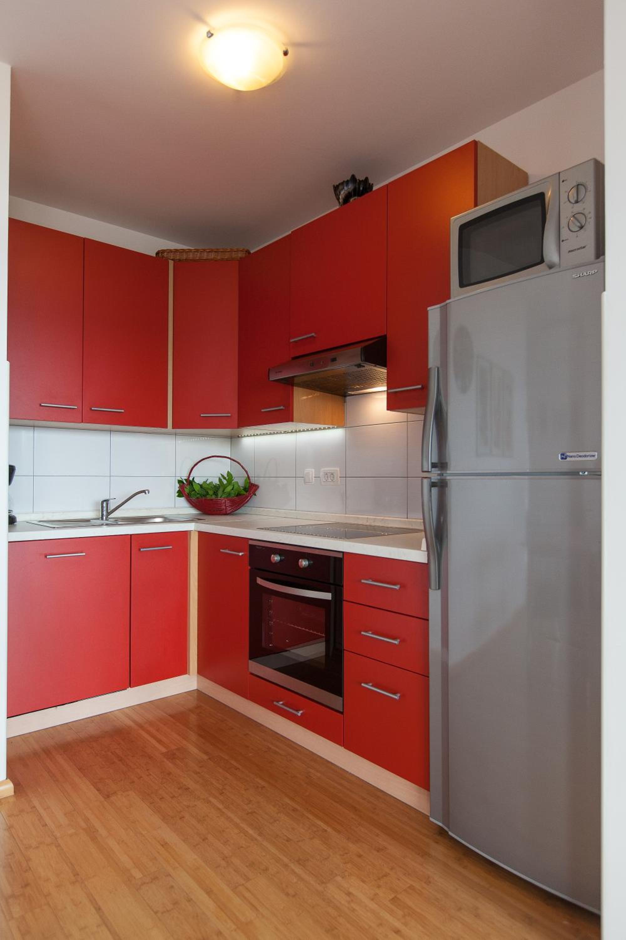 One-Bedroom Apartment with Sea View - Photo 44