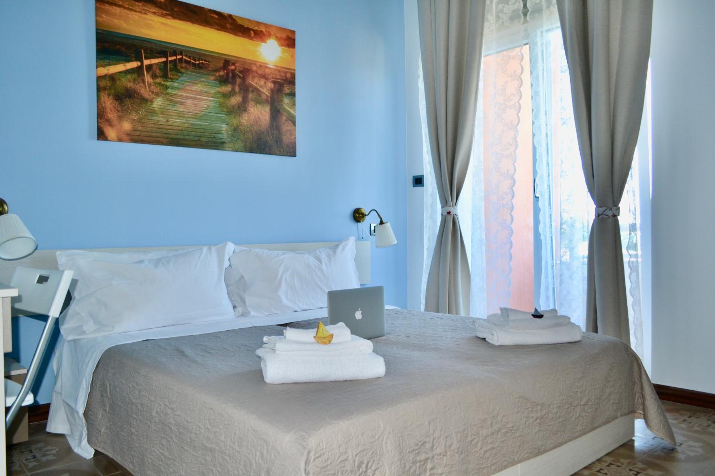 Double Room with Sea View photo 1