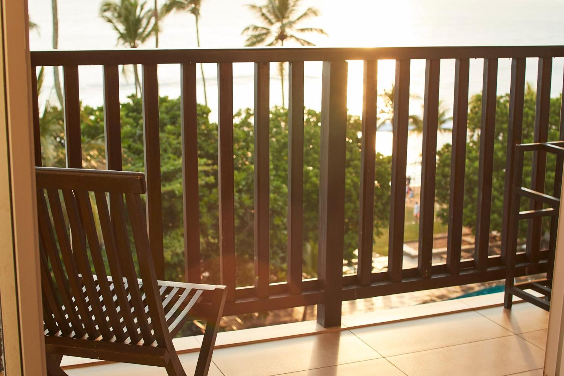 Deluxe Room with 15% F&B | Early check-in & Late check-out (upon availability) - Photo 8