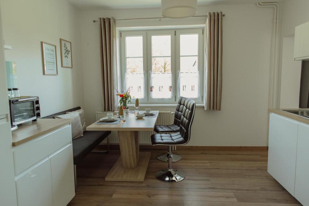 One-Bedroom Apartment photo 2