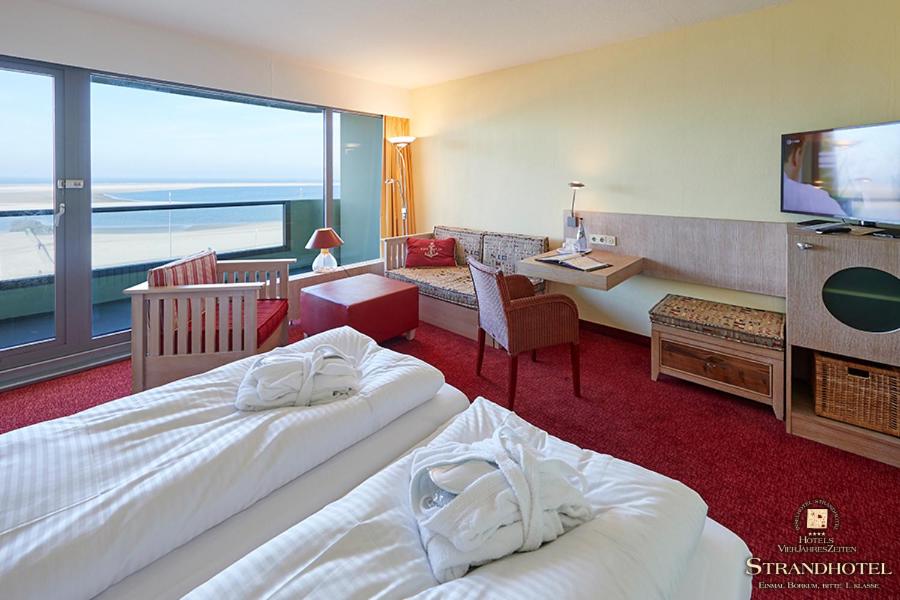 Superior Double Room with Balcony and Sea View