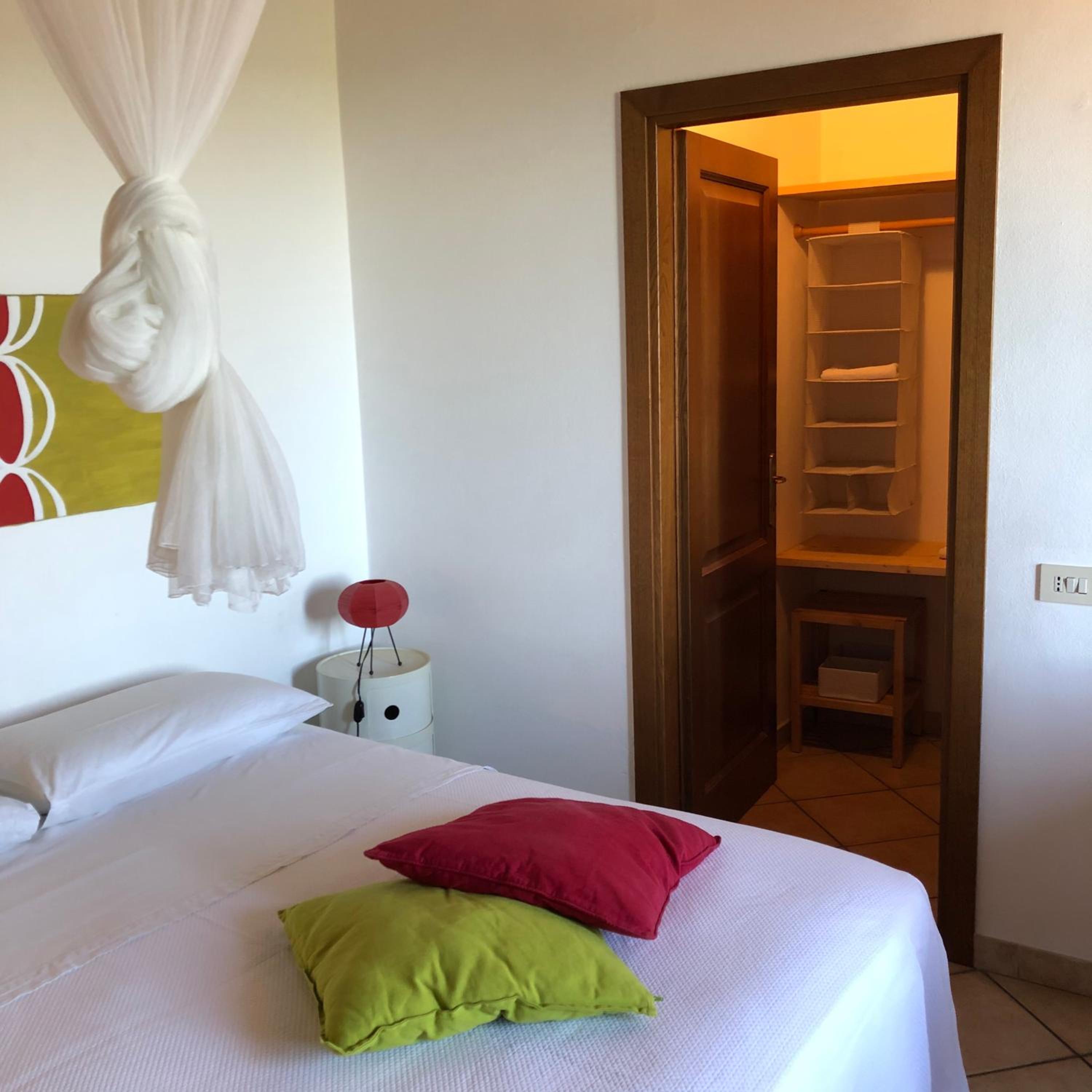 Deluxe Double Room with Sea View - Photo 2