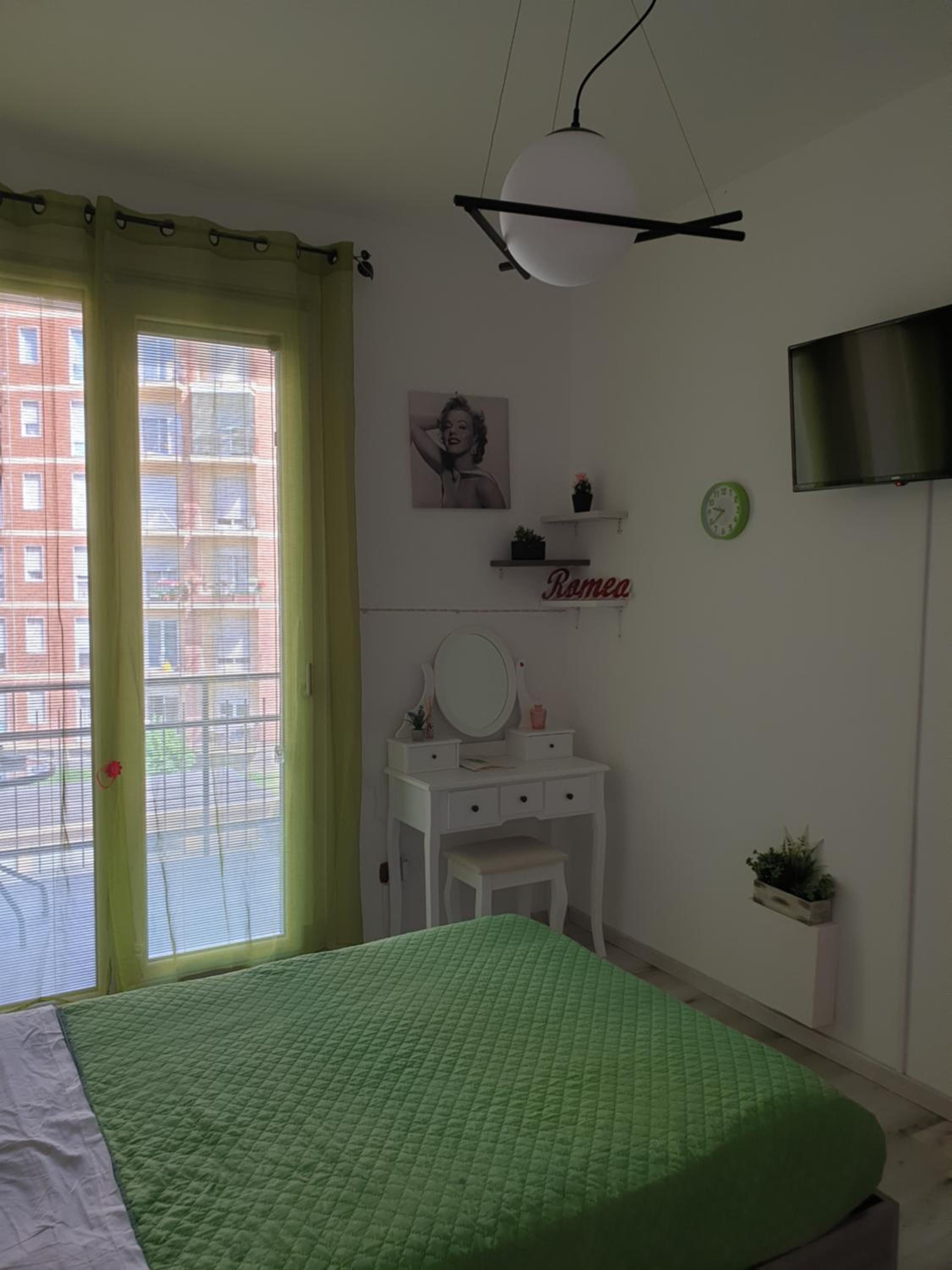 Studio Apartment photo 2
