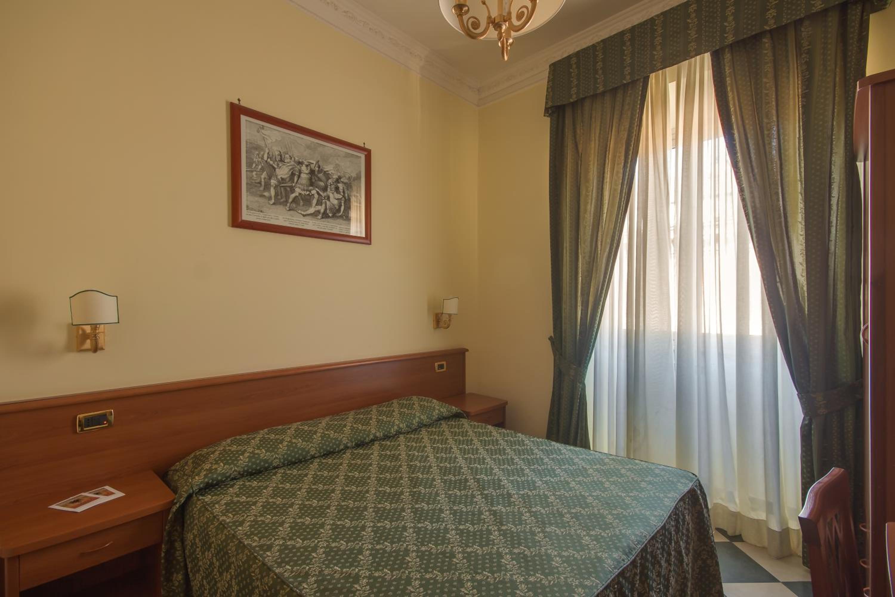 Double Room photo 2