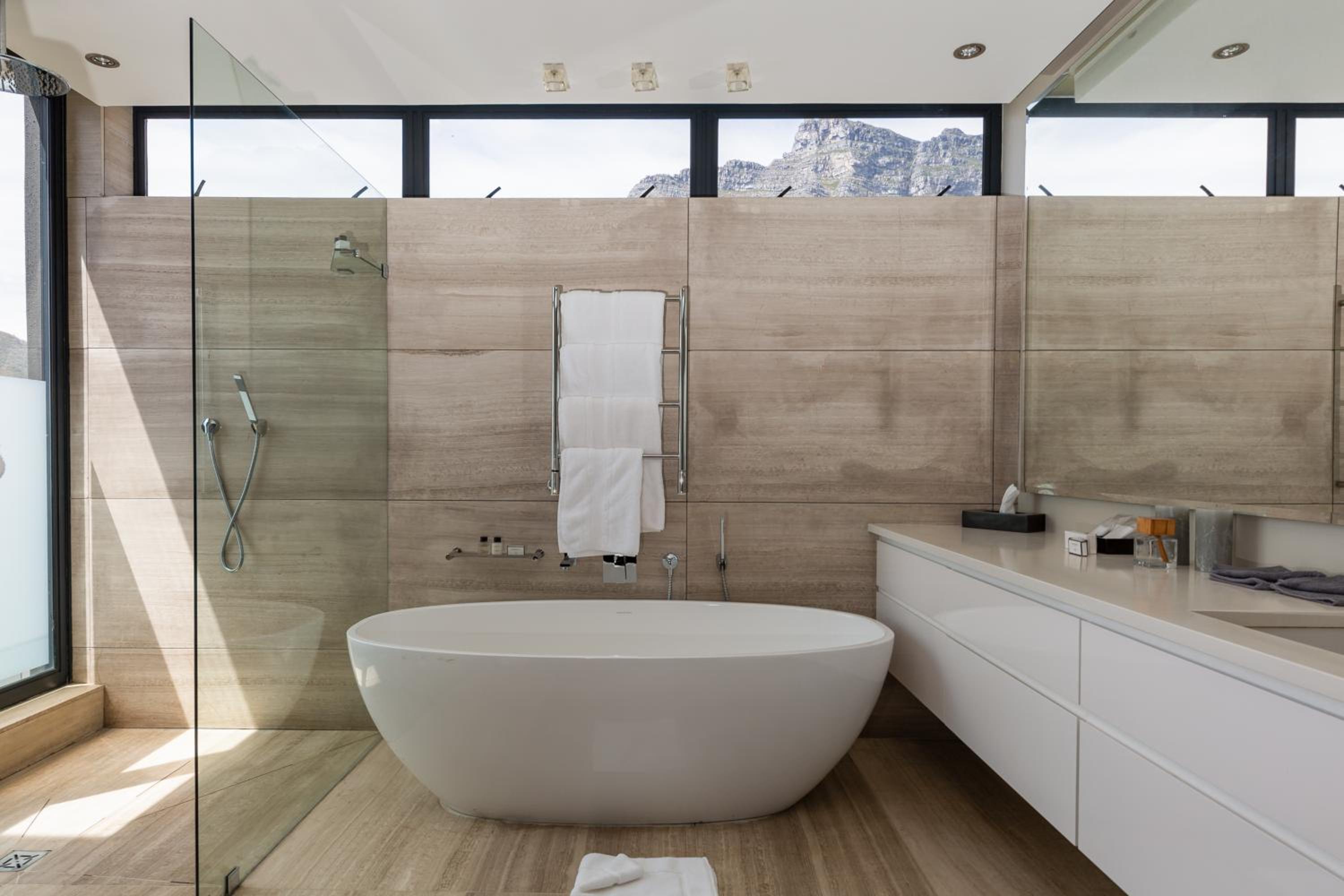 Penthouse Suite - Photo 15
