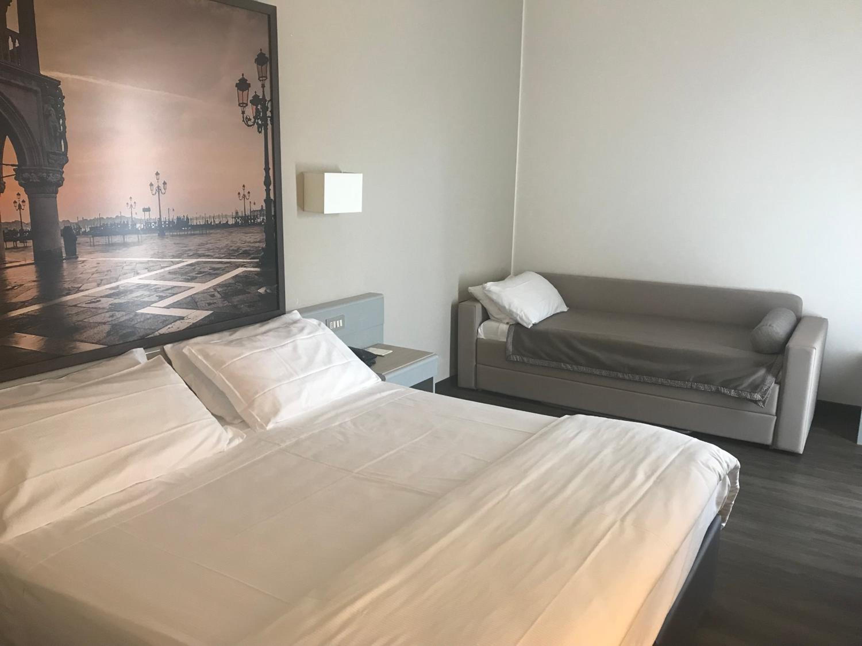 Quadruple Room with Balcony