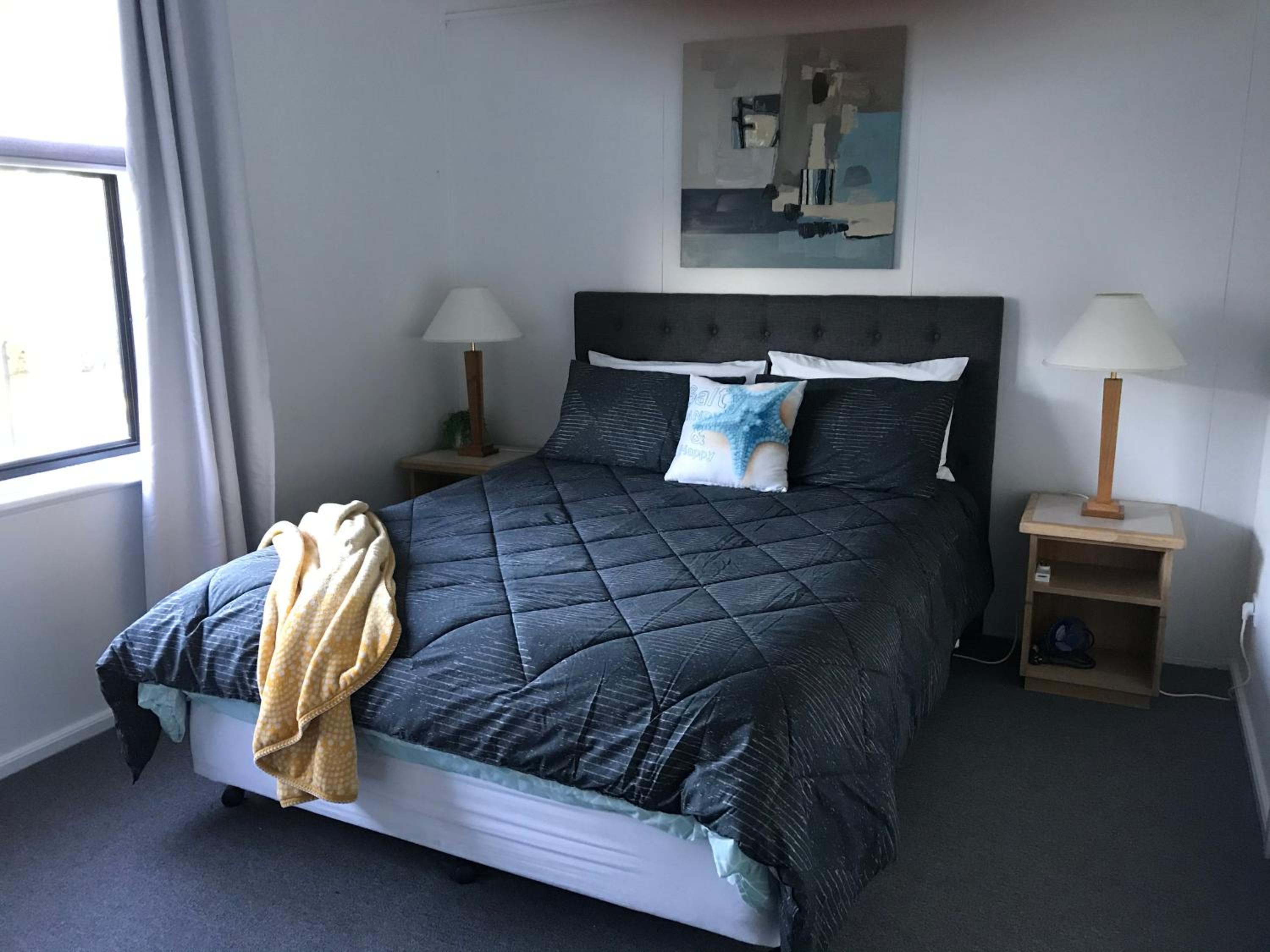 Three-Bedroom Apartment - Photo 15