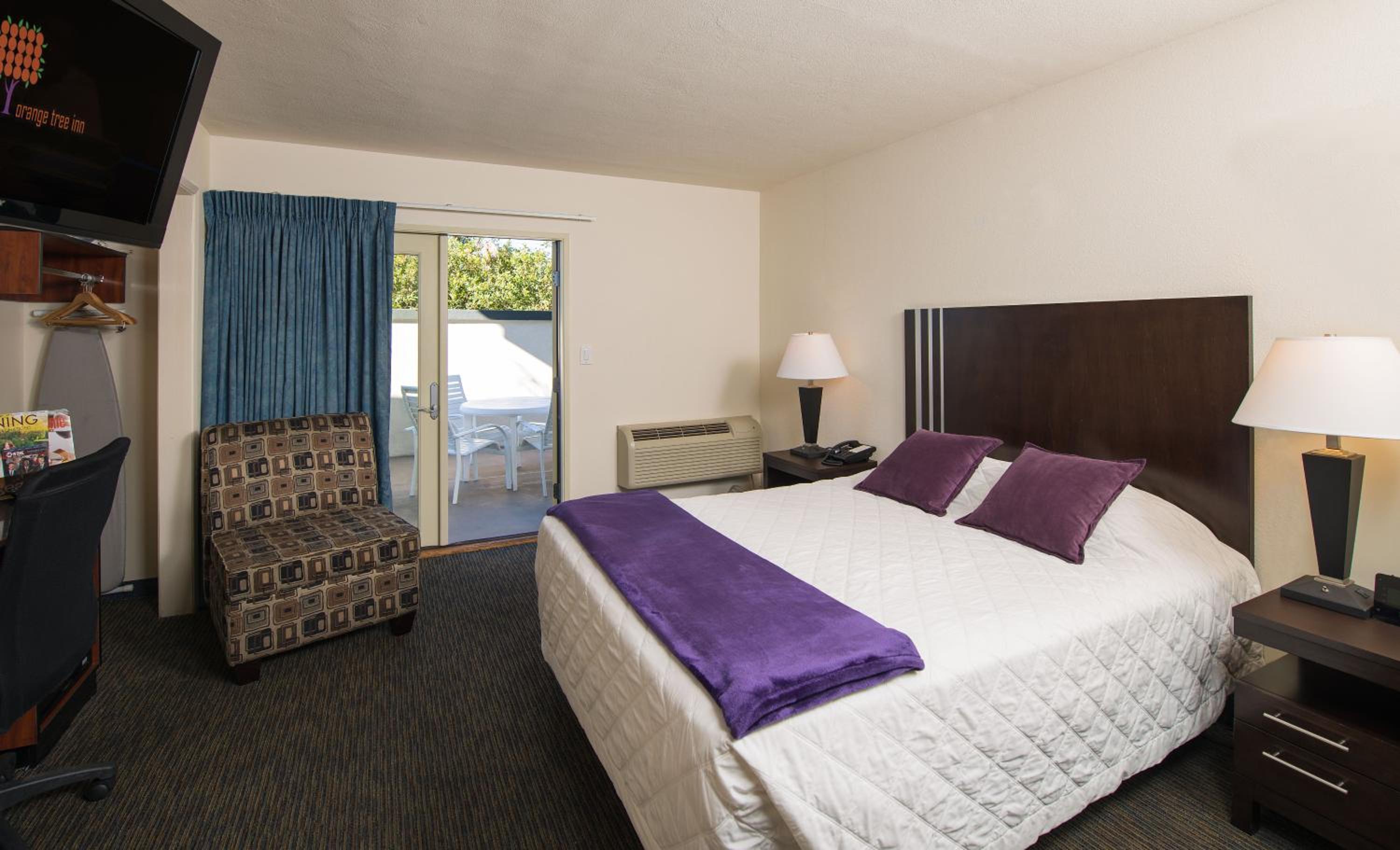 Queen Room photo 1