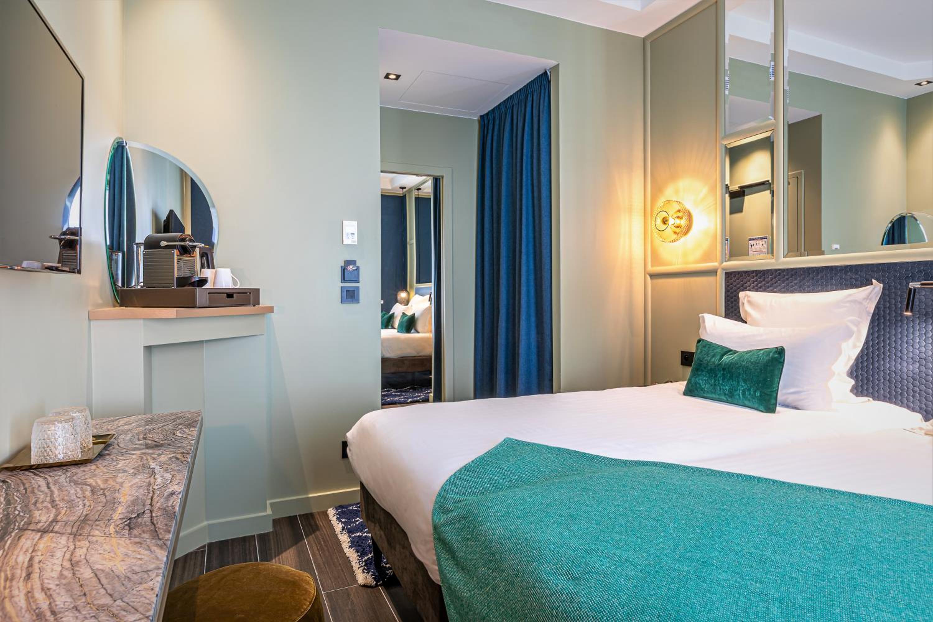 Superior Twin Room photo 3