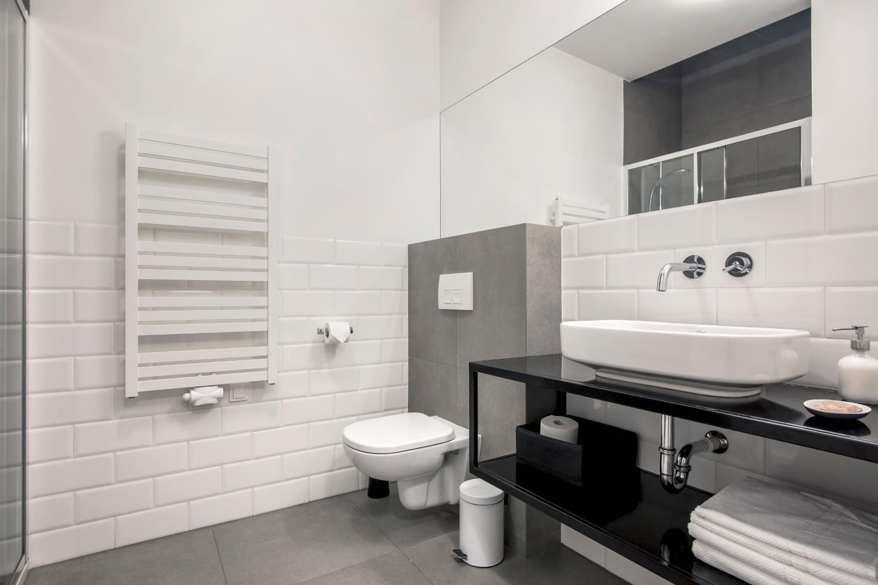 Executive Apartment - Photo 5