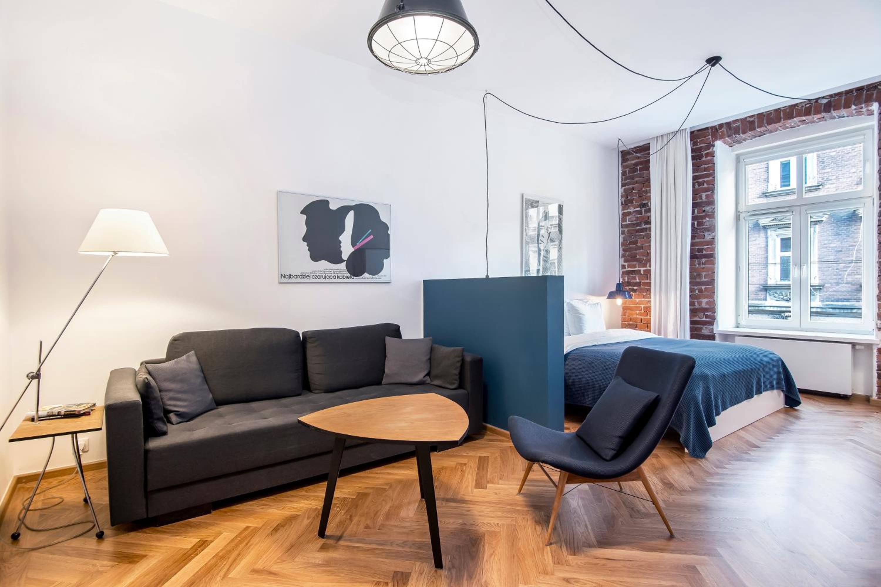 Executive Apartment - Photo 8