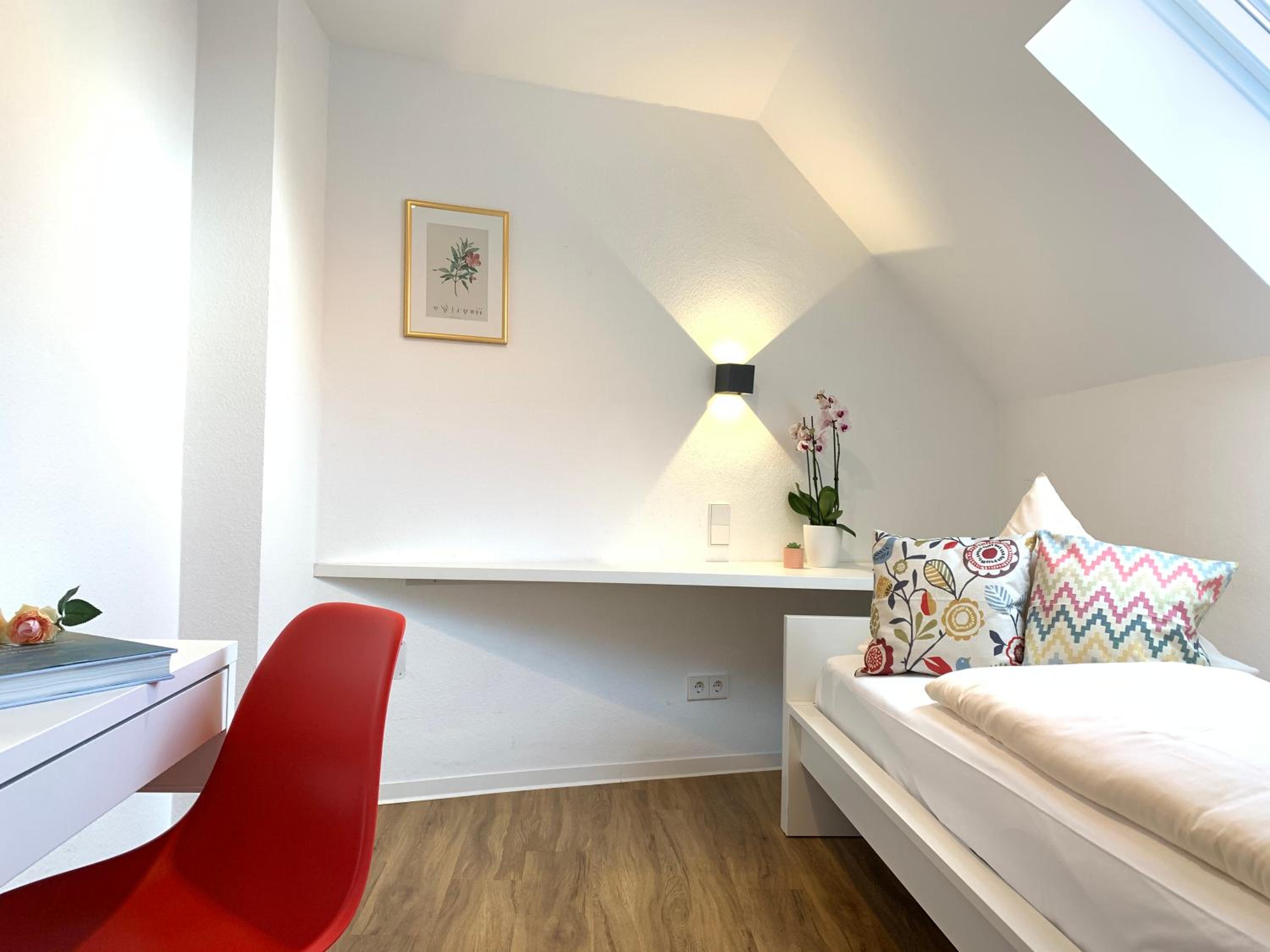 Two-Bedroom Apartment - Photo 3