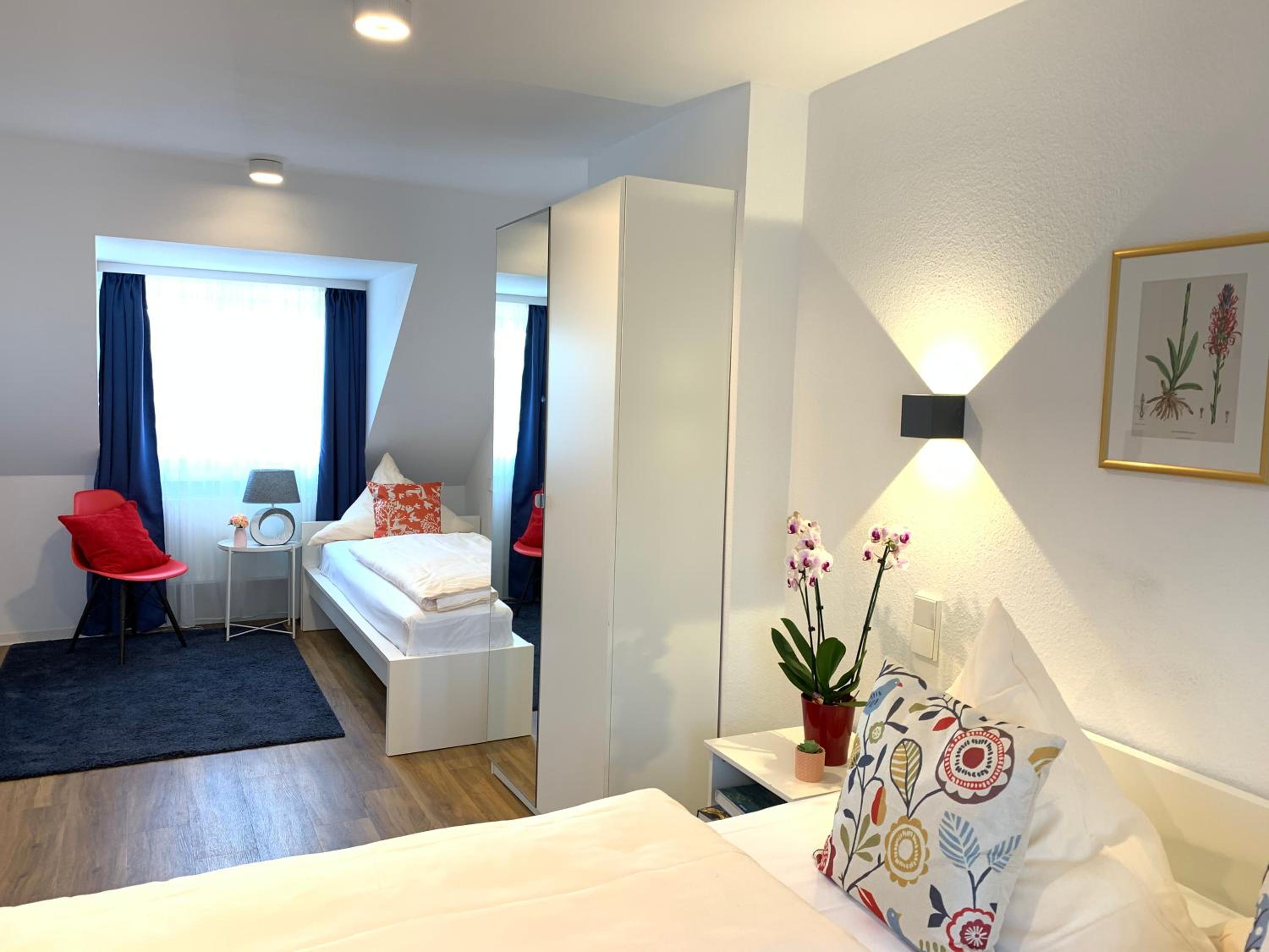 One-Bedroom Apartment photo 3