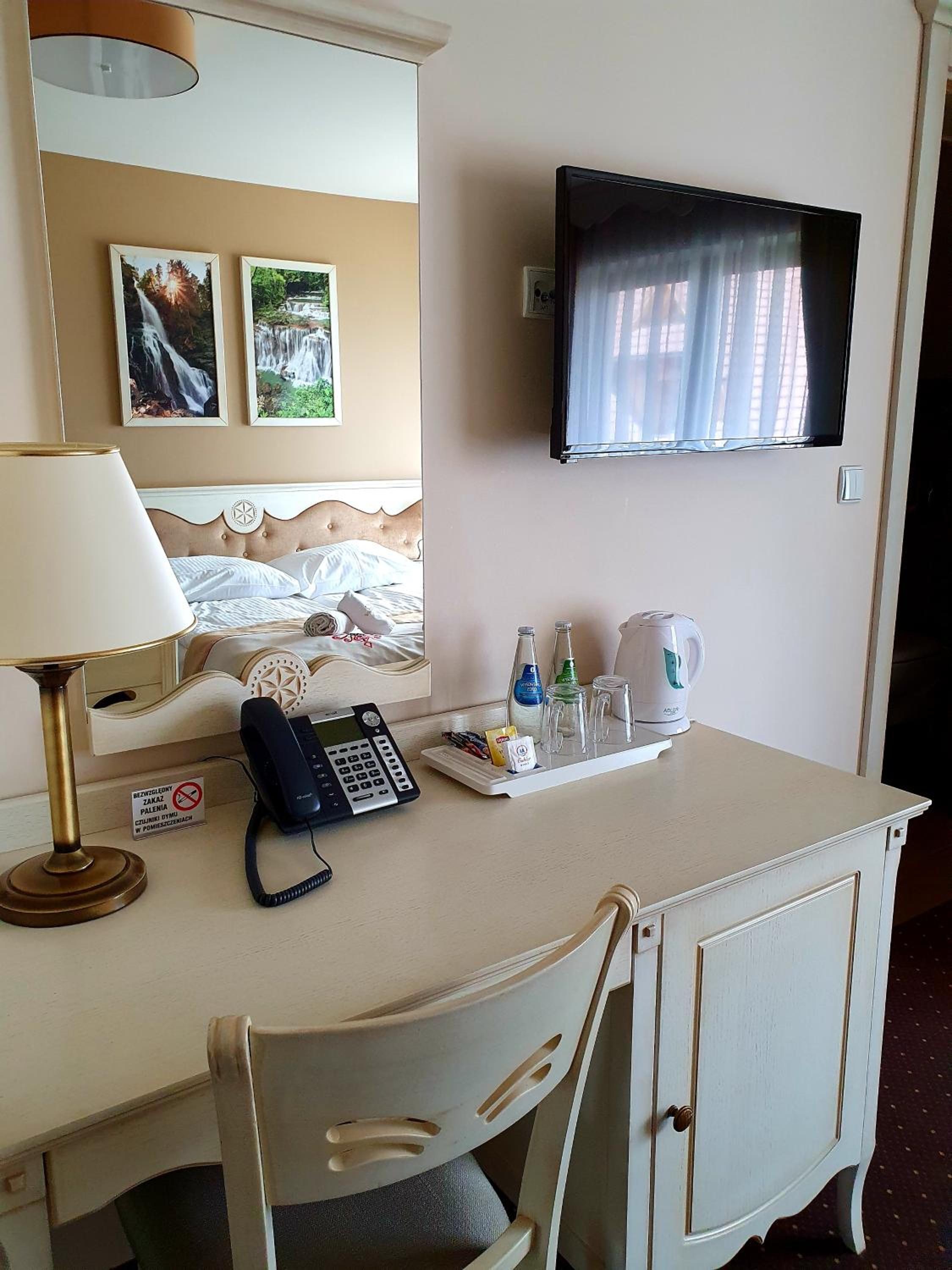 Suite (4 Adults) photo 2