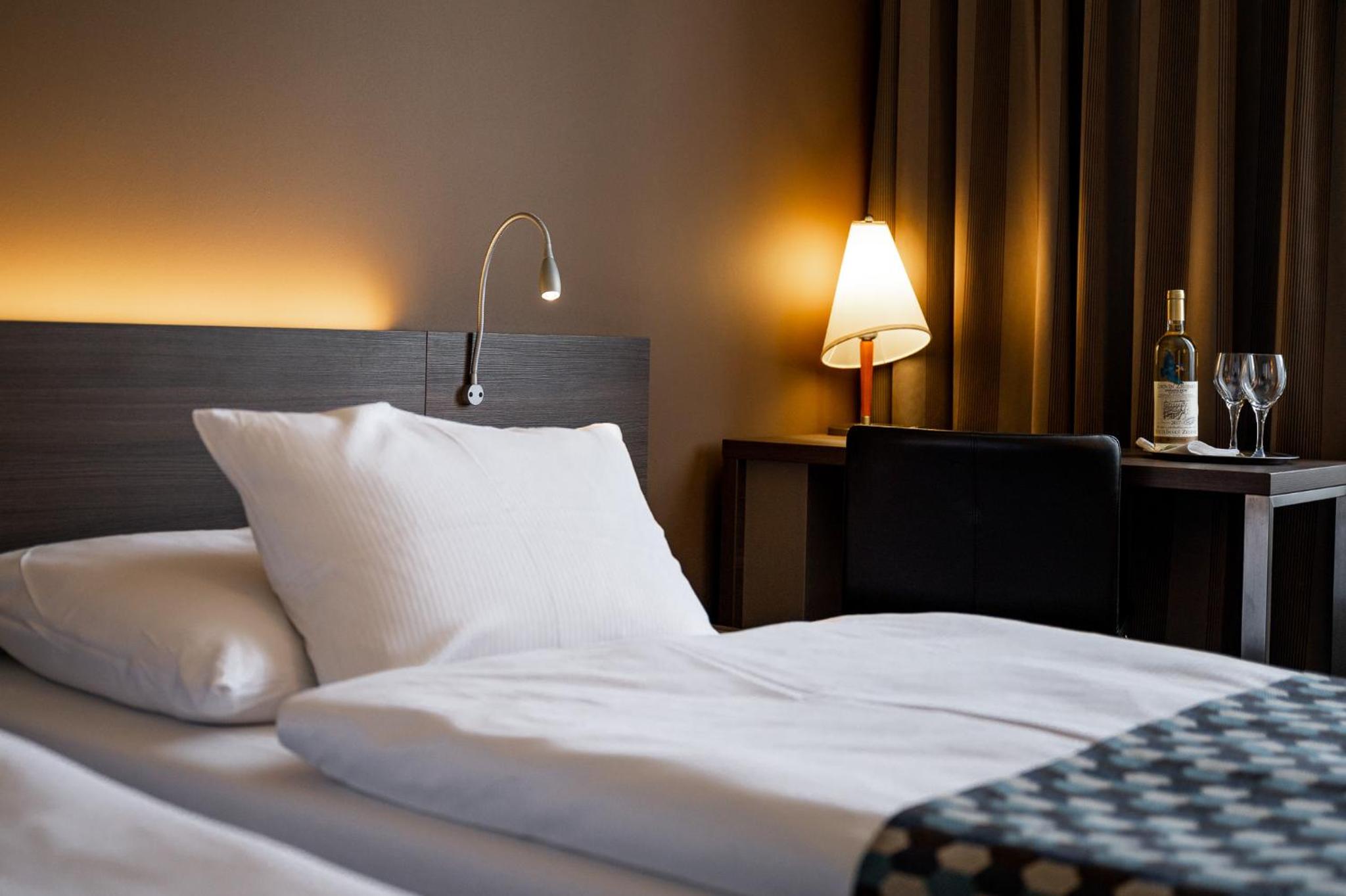 Standard Double or Twin Room photo 3