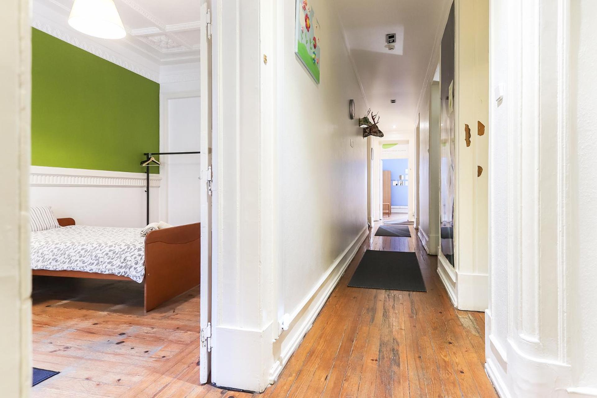 Large Double or Twin Room with Shared Bathroom photo 1