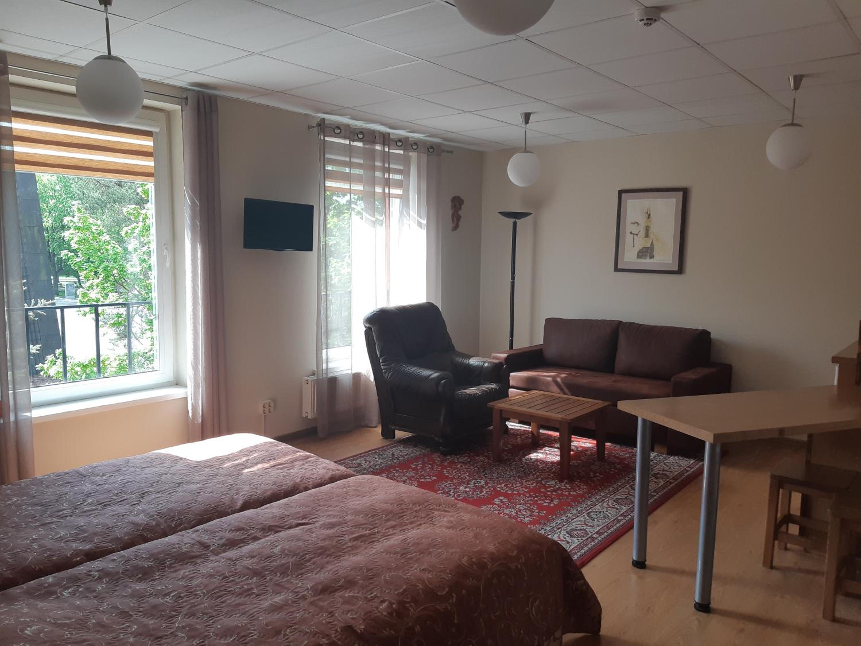 One-Bedroom Apartment photo 2