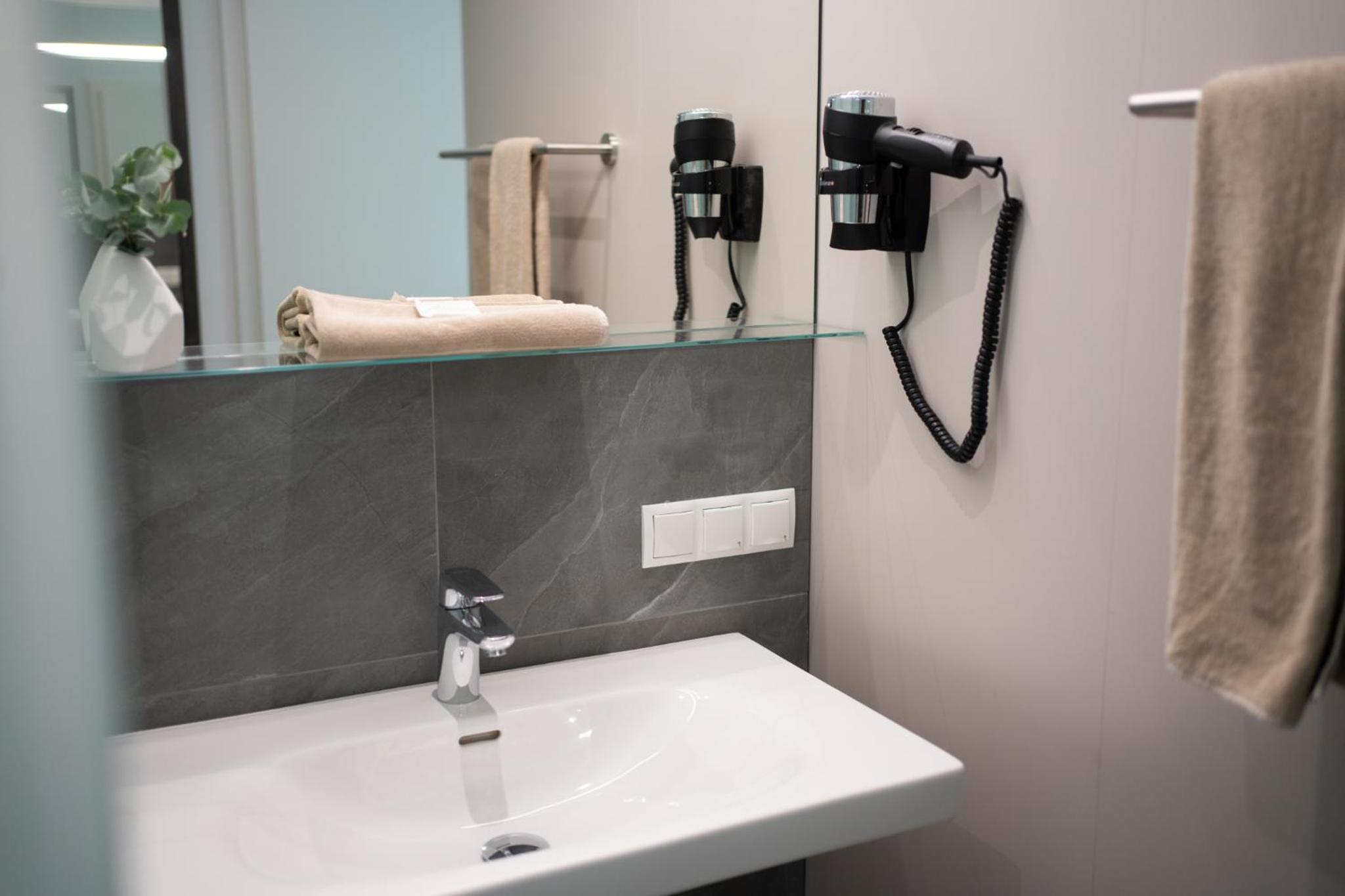 Double Room - Photo 26