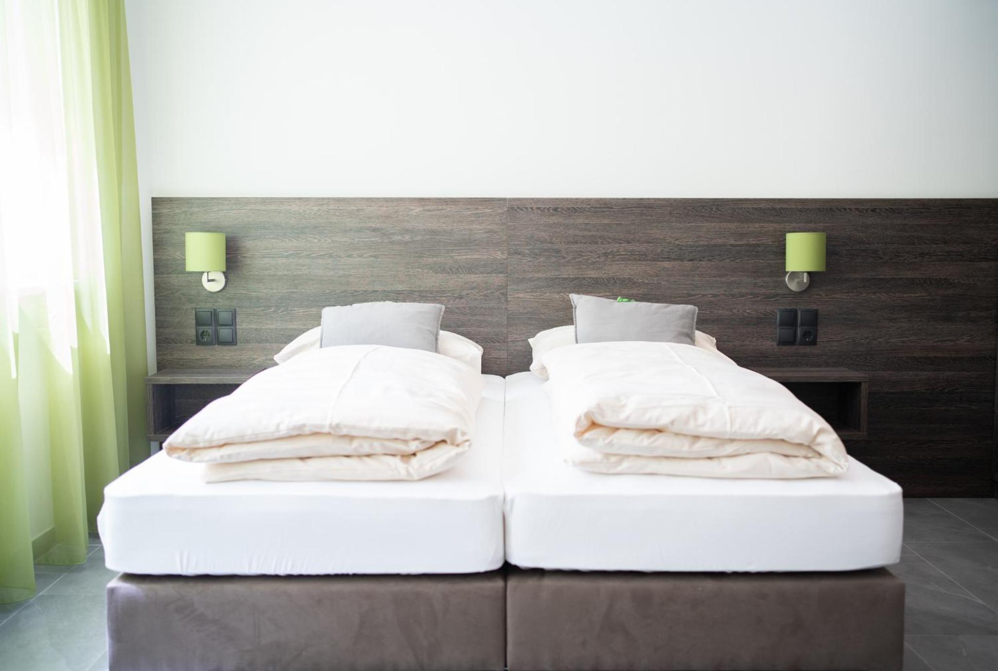 Double Room - Photo 11