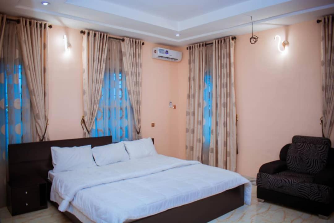 Double or Twin Room photo 3