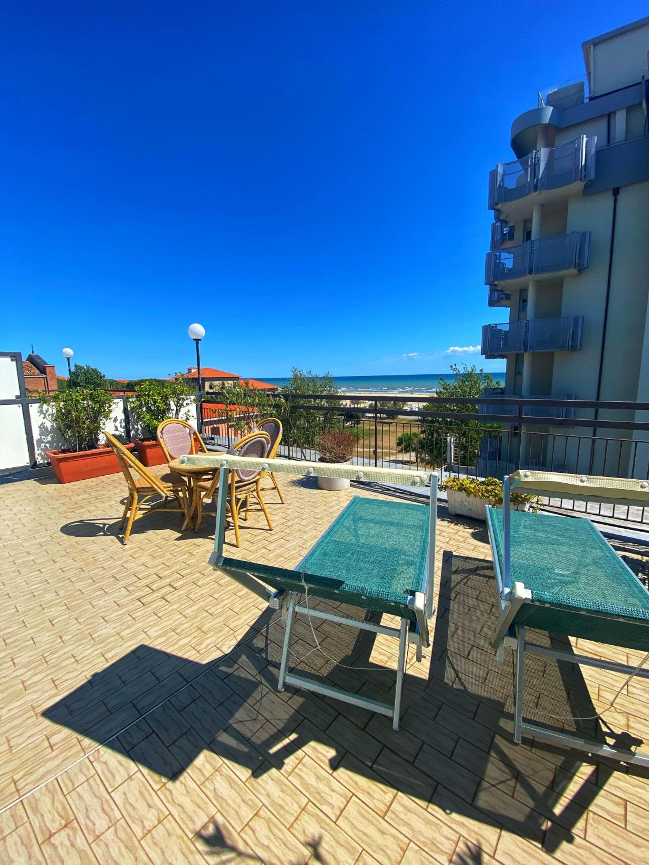 Double or Twin Room with Sea View photo 1