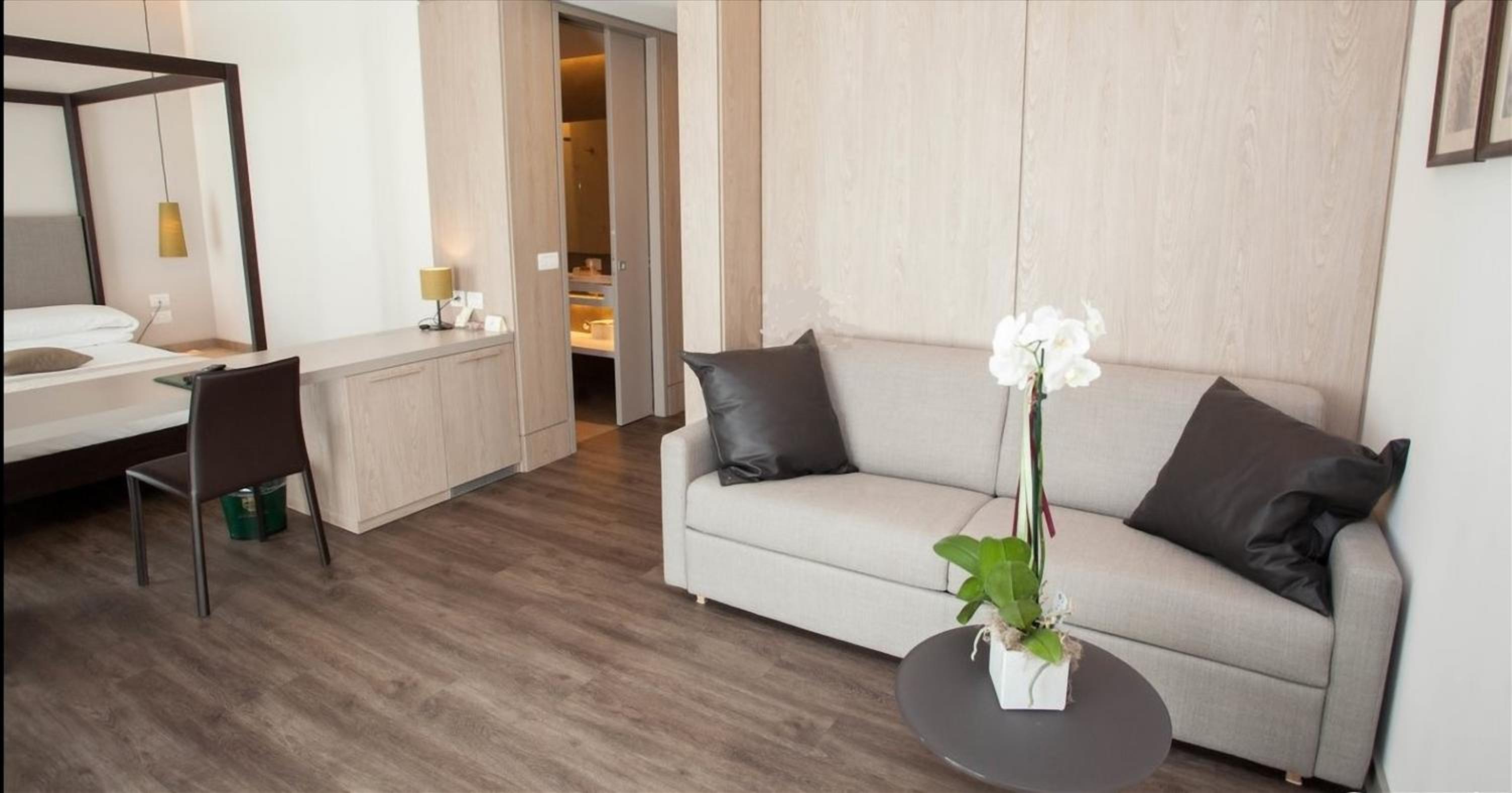 Premium Quadruple Room