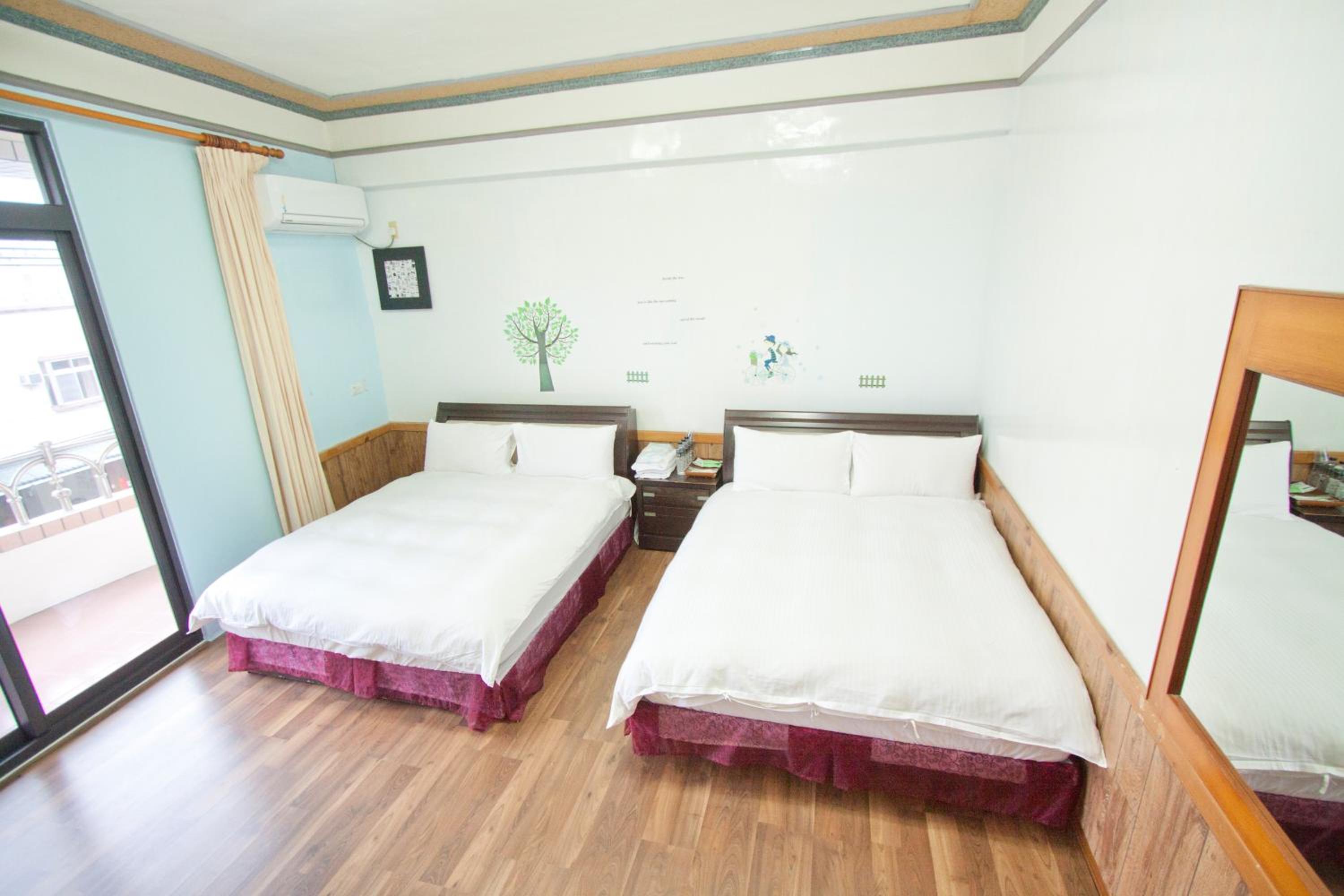 Family Suite with Balcony photo 2