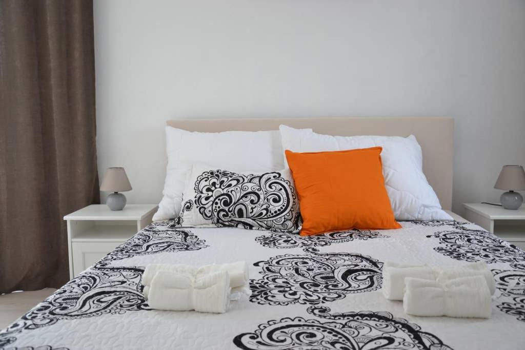 Two-Bedroom Deluxe Apartment With Balcony photo 2