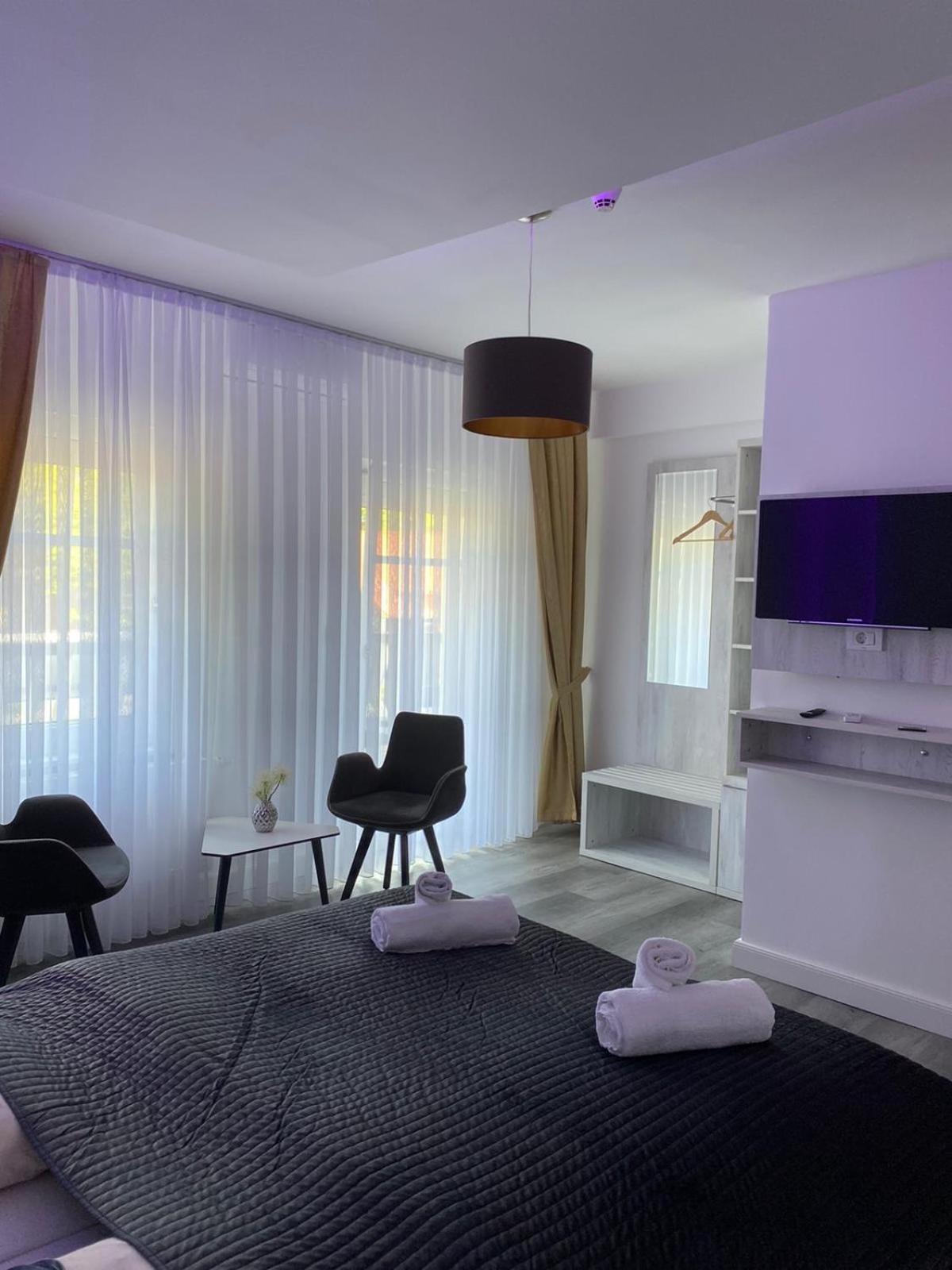 Double Room with Balcony photo 2