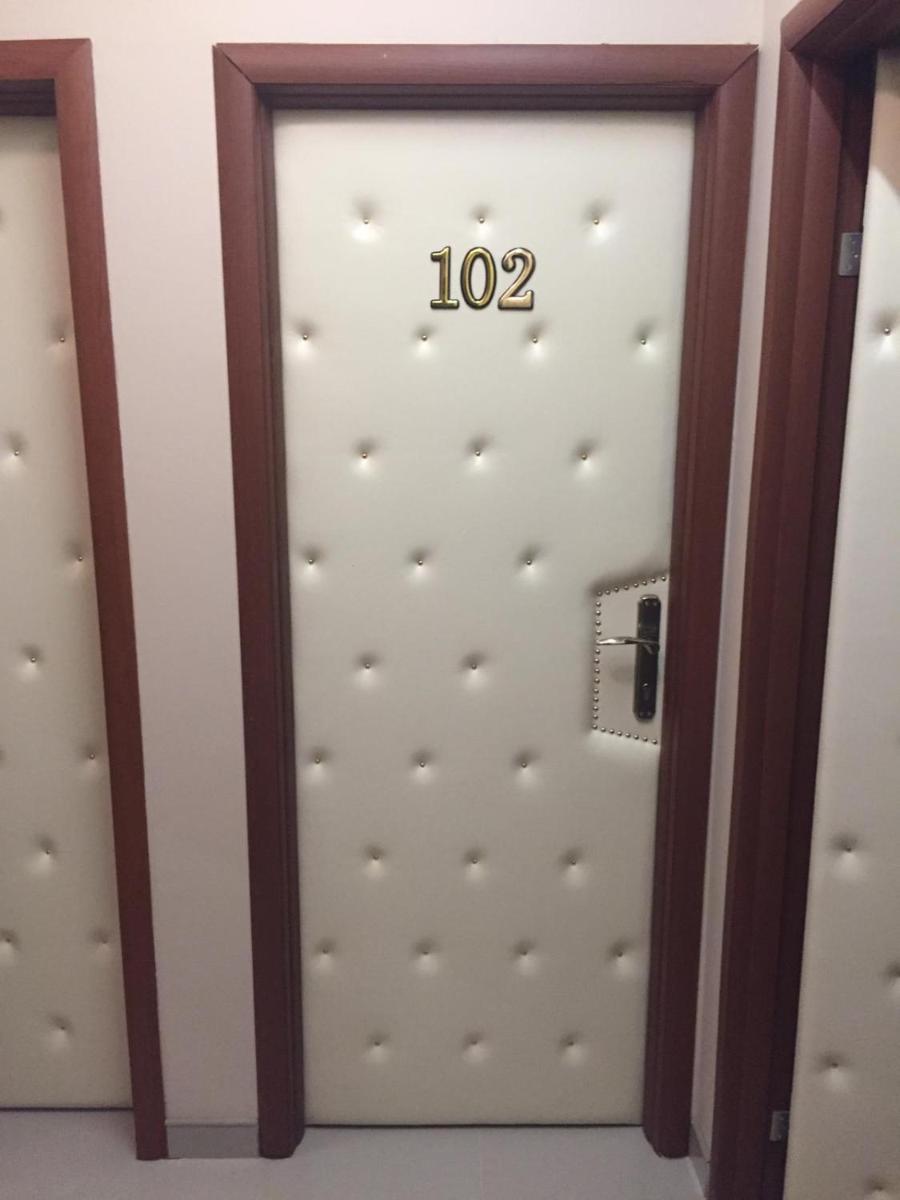 Deluxe Double Room with Balcony photo 2
