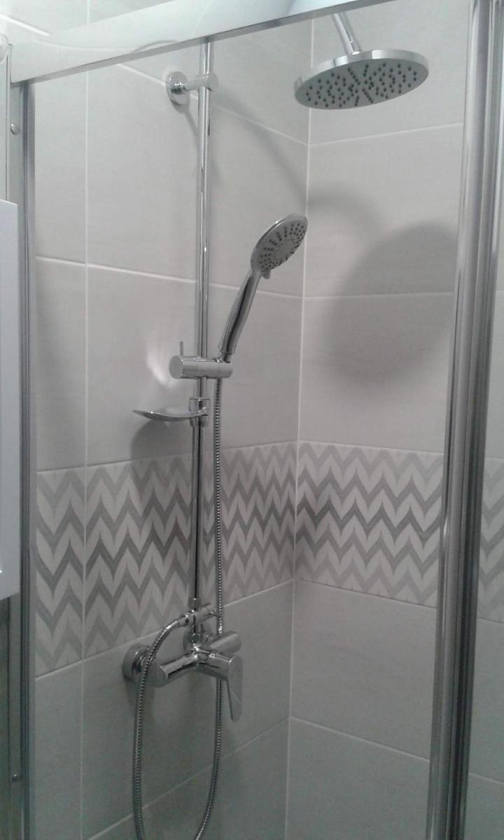 Large Double Room - Photo 28