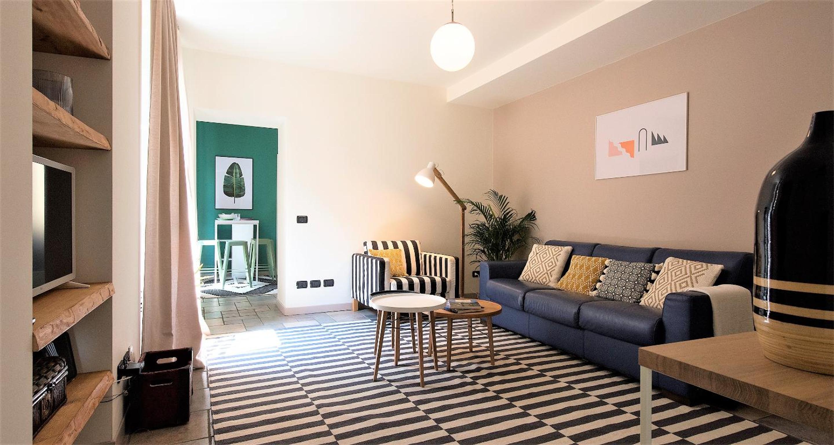 One-Bedroom Apartment
