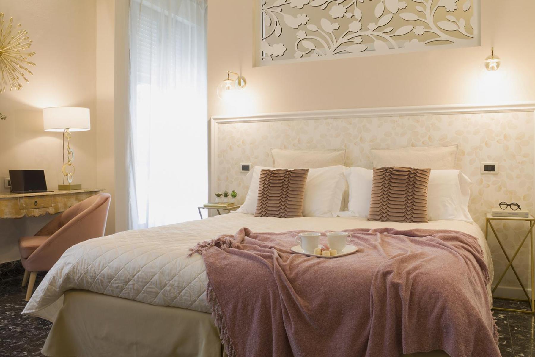 Deluxe Triple with Balcony - Photo 1