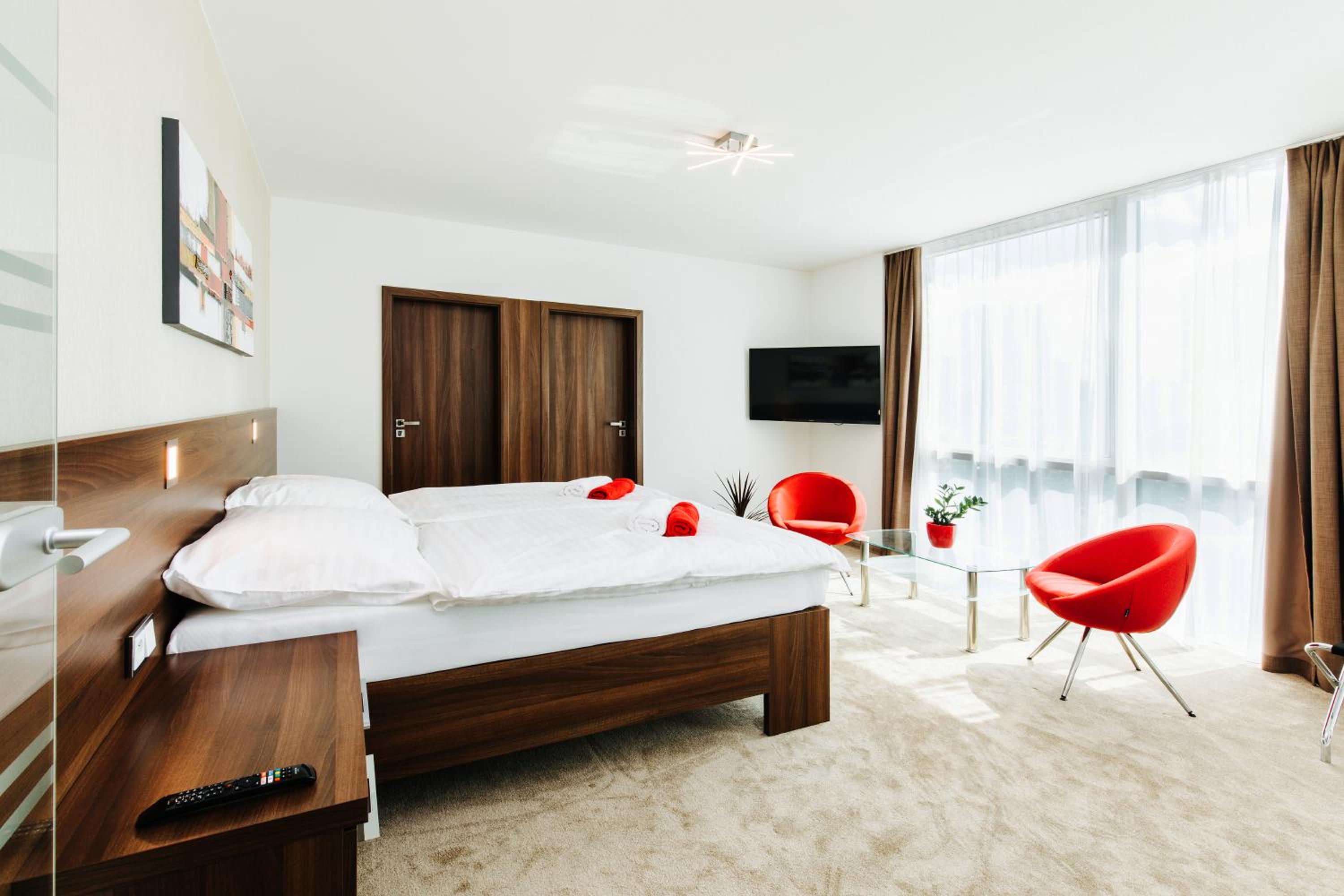 Deluxe Double Room - Photo 1