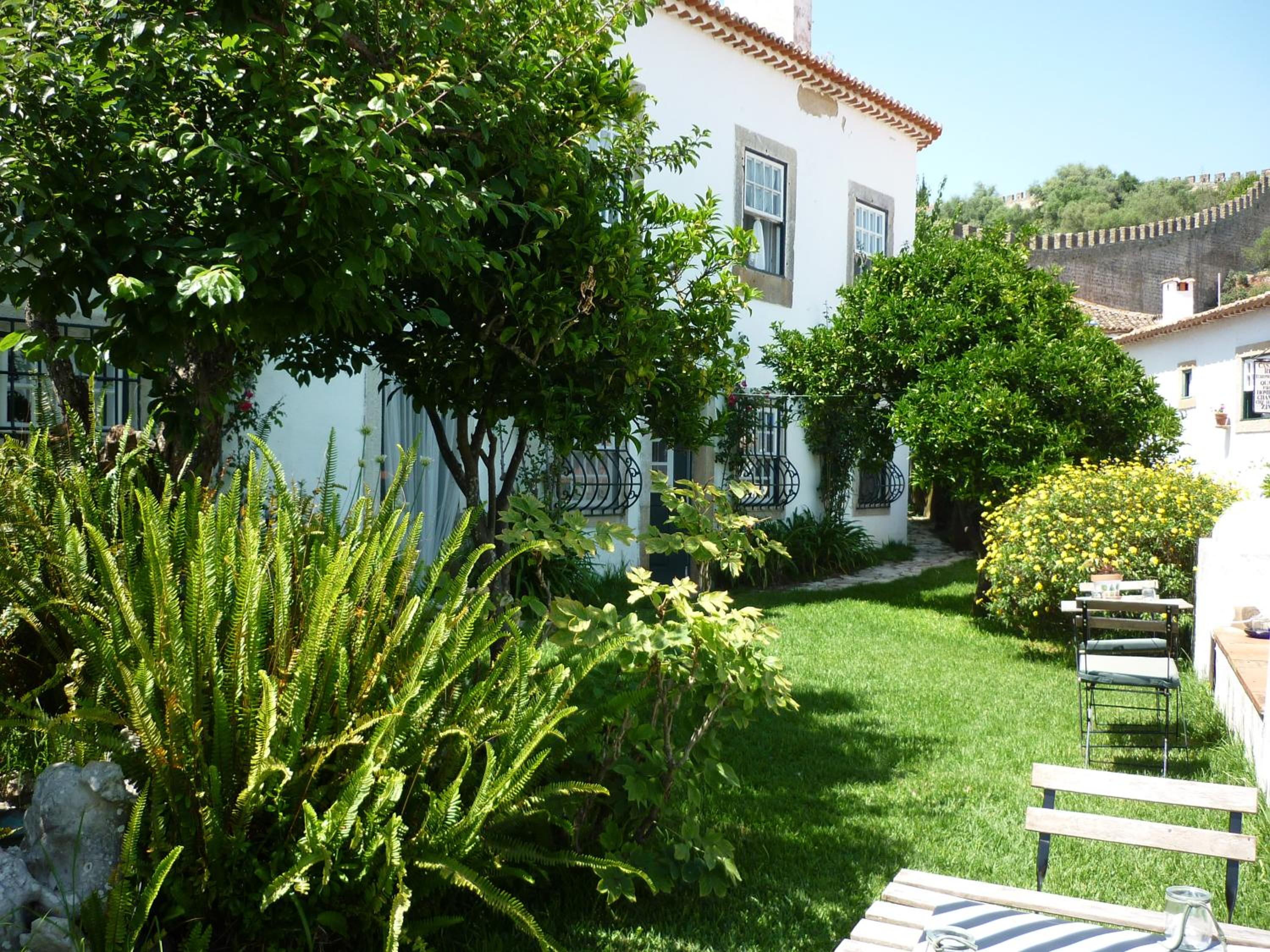 Double or Twin Room with Garden View photo 2