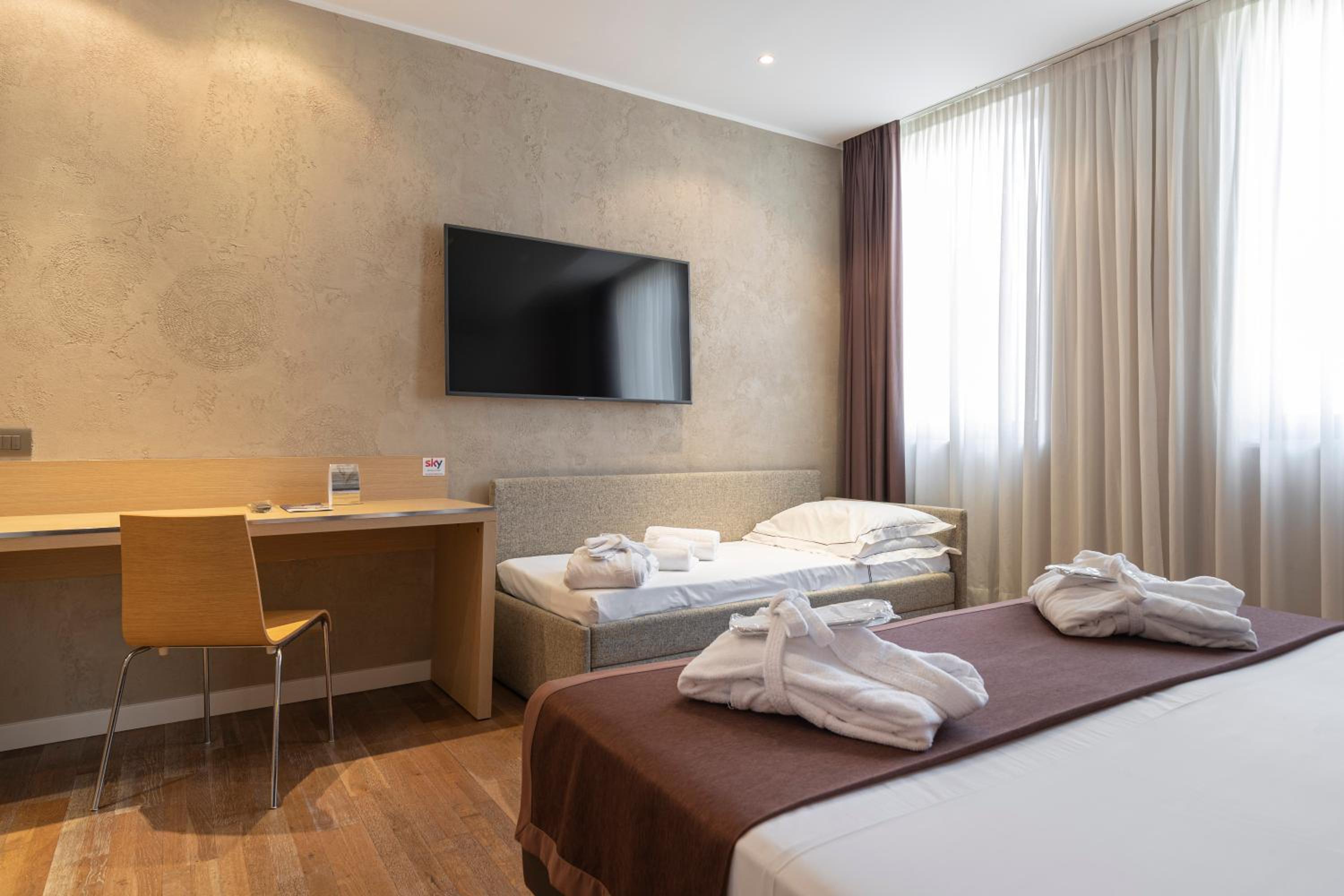 Superior Triple Room photo 1